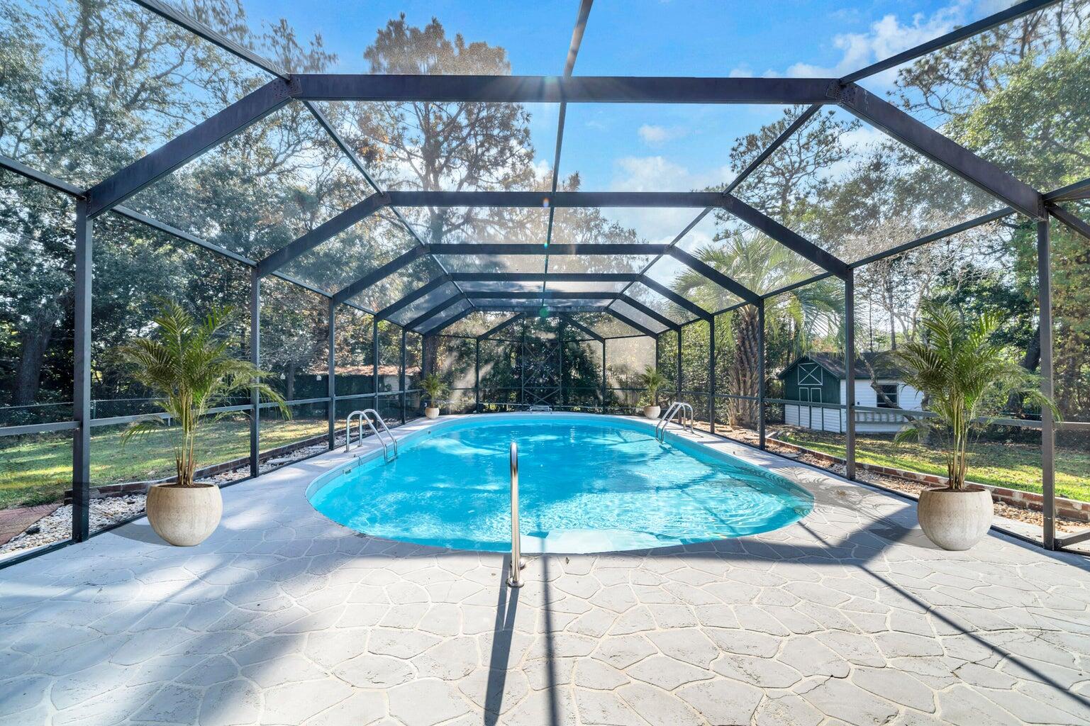 BAYOU POQUITO - Residential