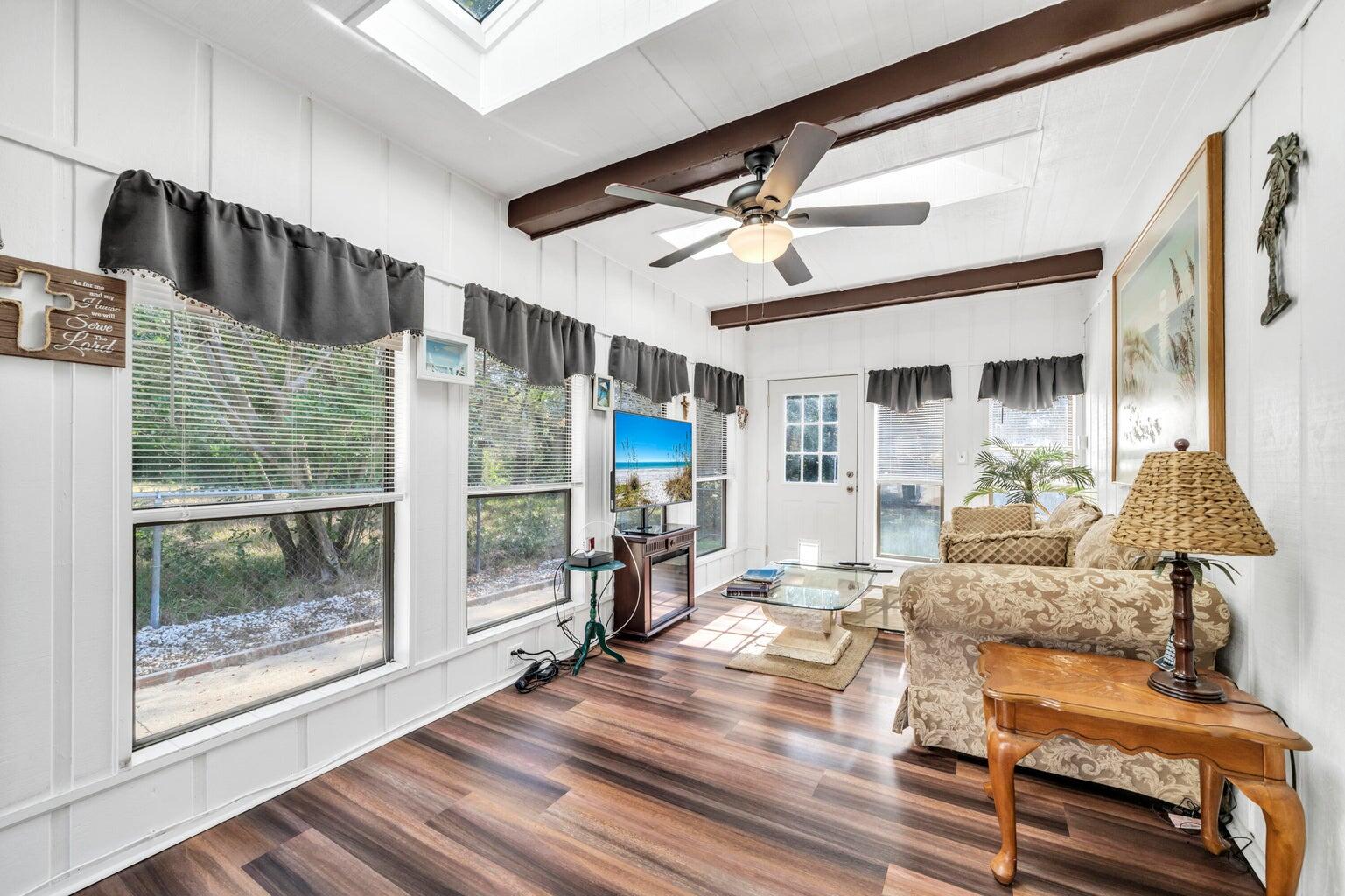 BAYOU POQUITO - Residential