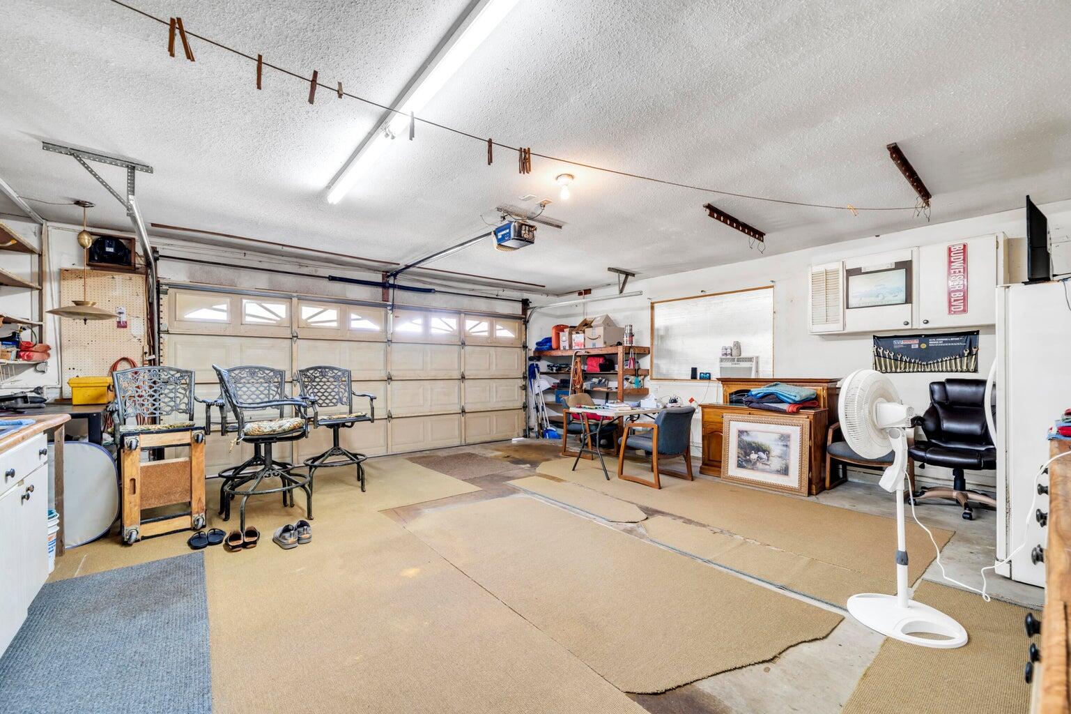 BAYOU POQUITO - Residential