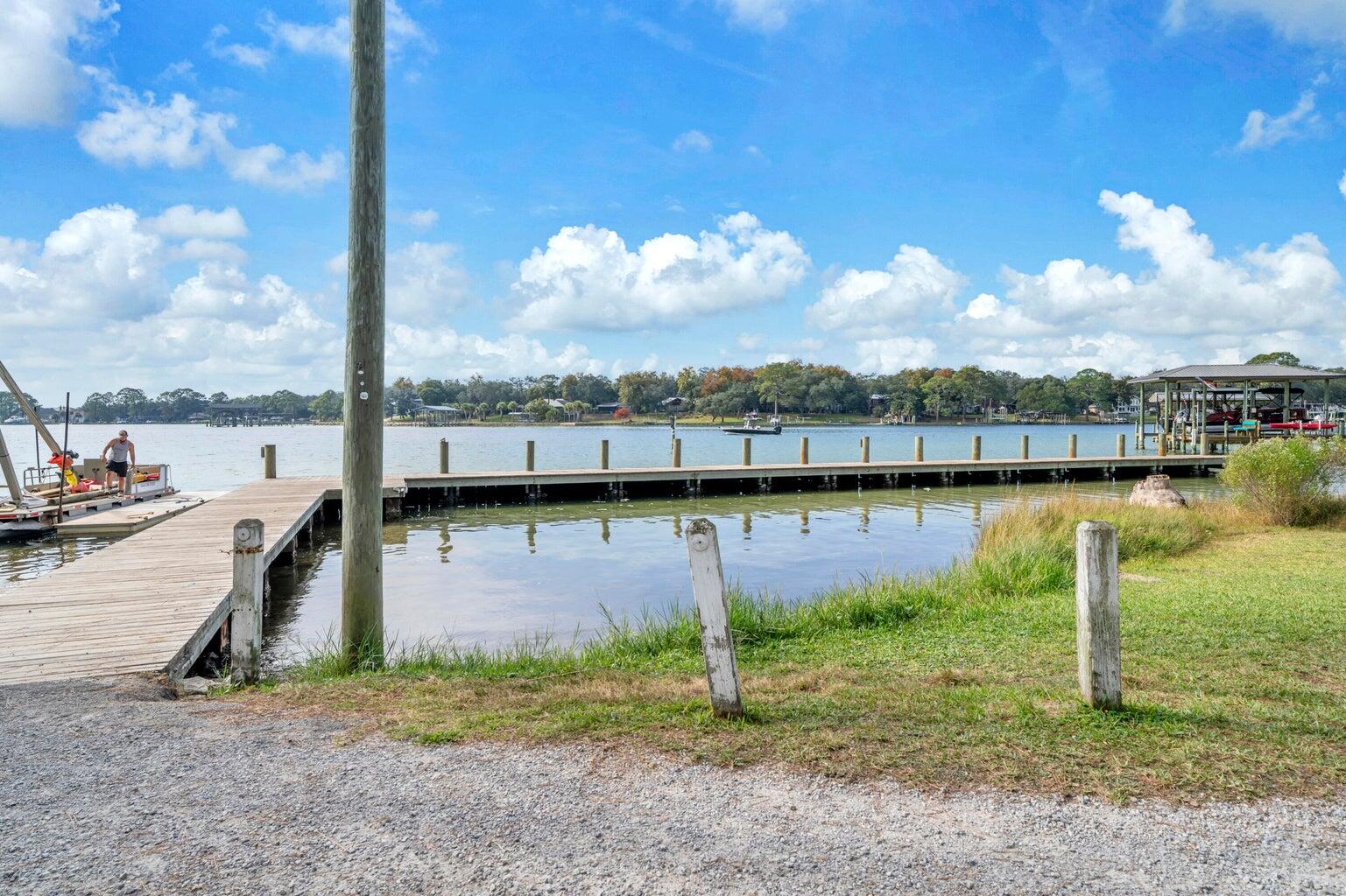 BAYOU POQUITO - Residential
