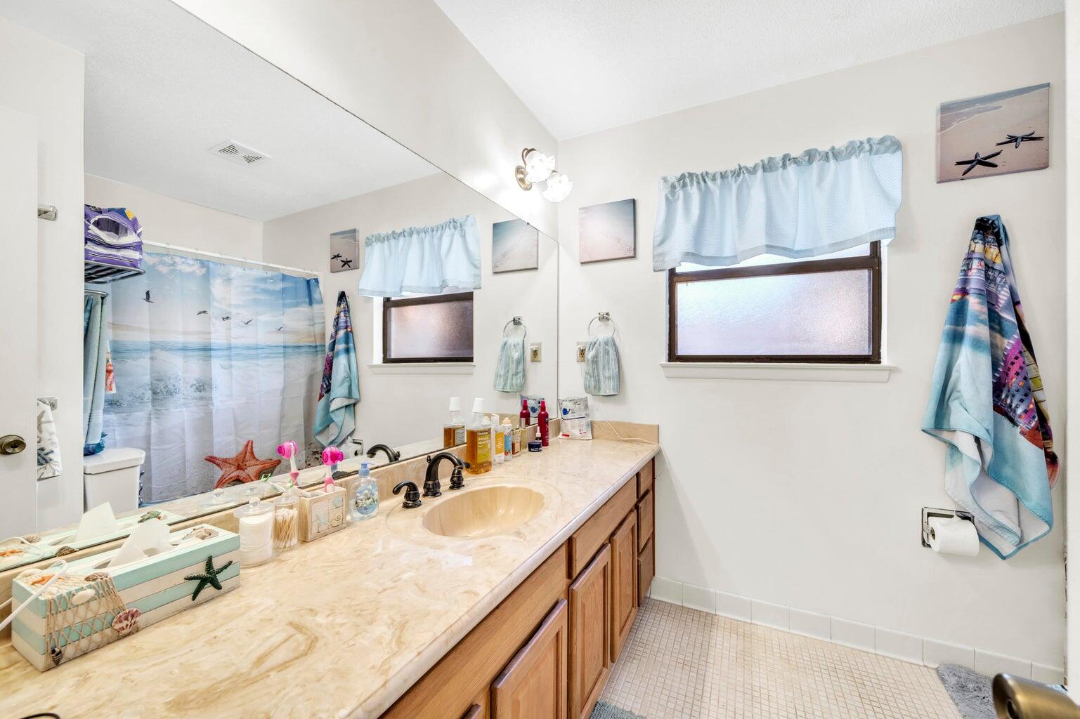 BAYOU POQUITO - Residential