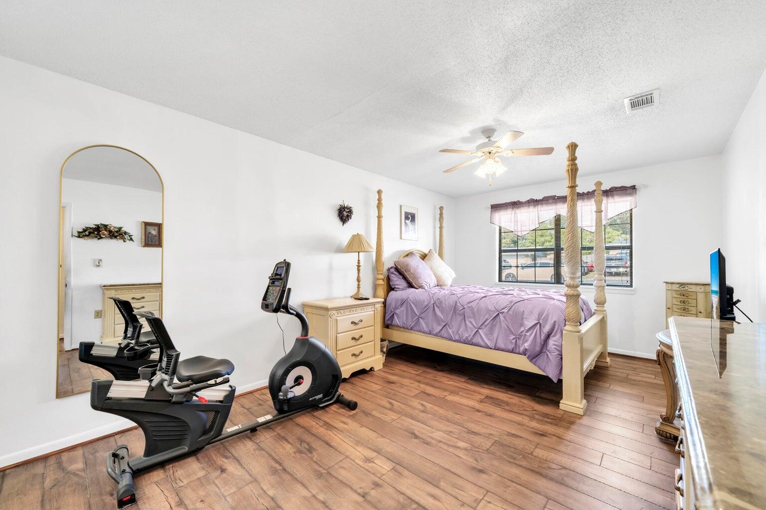 BAYOU POQUITO - Residential