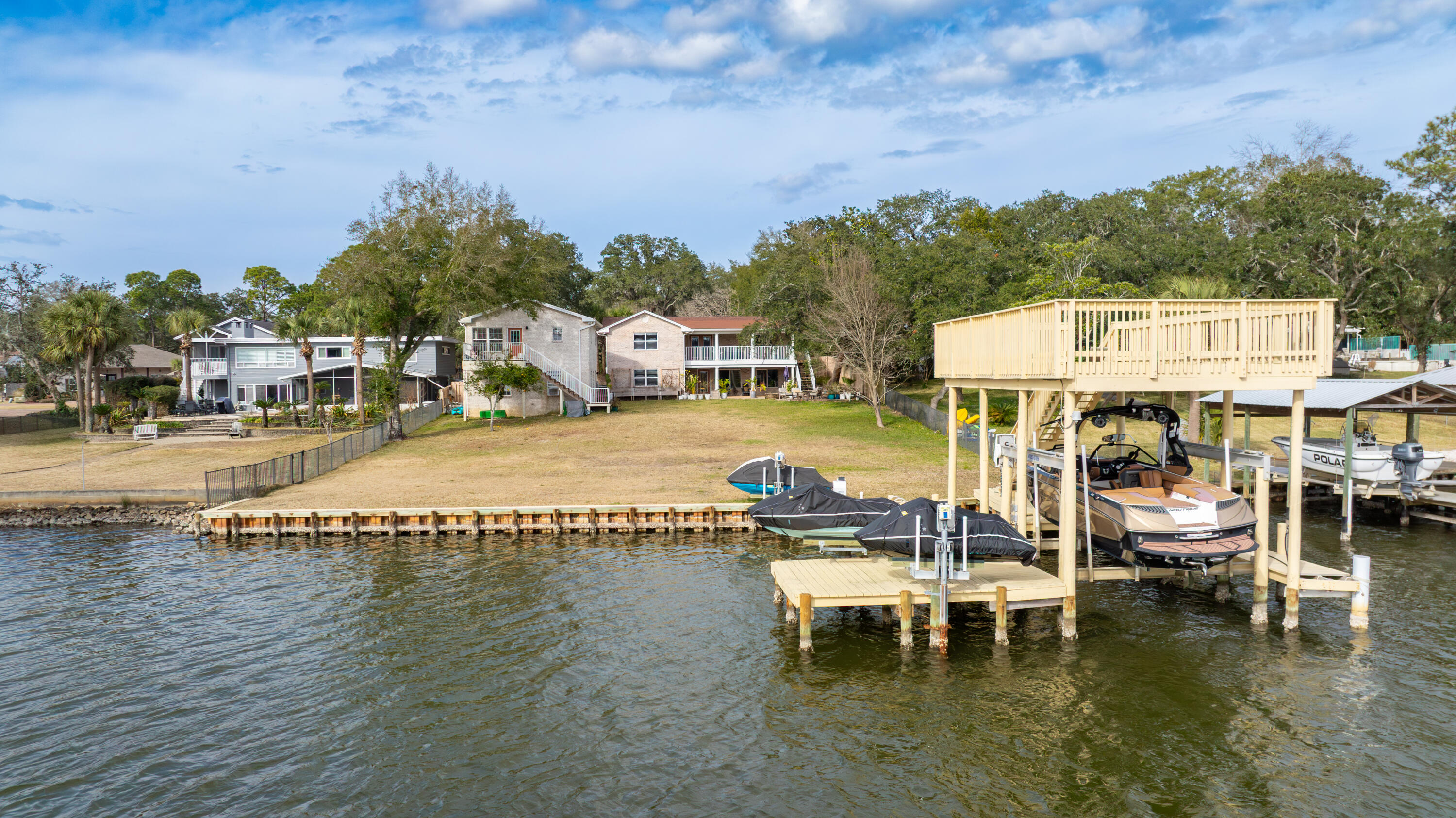 SUNSET STRIP - Residential