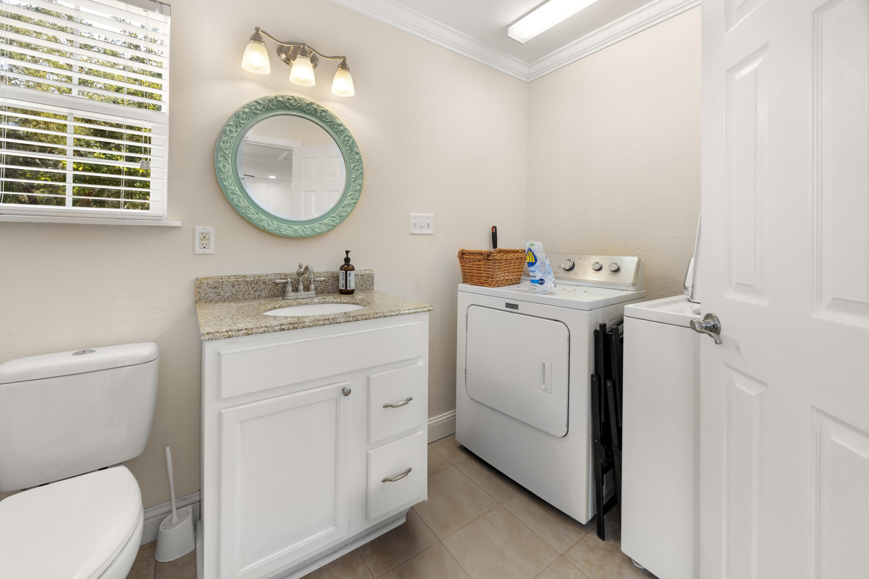 SUNSET STRIP - Residential