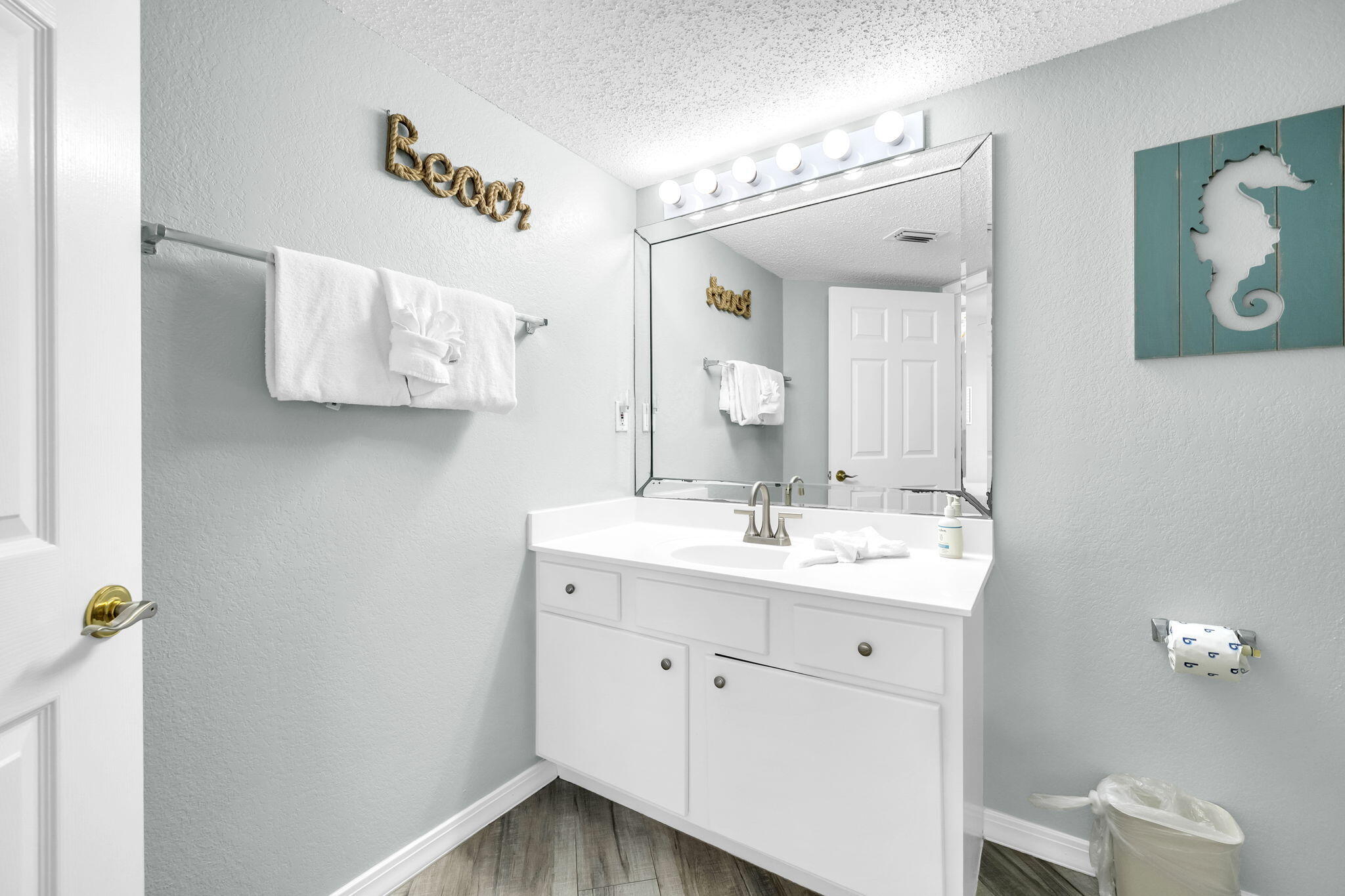 ISLANDER BEACH RESORT PH 2 - Residential