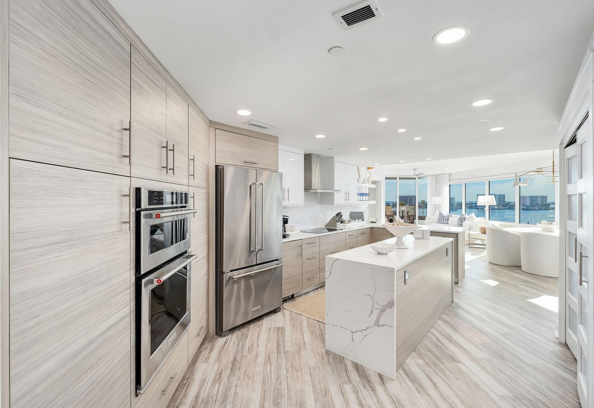 DESTIN YACHT CLUB - Residential