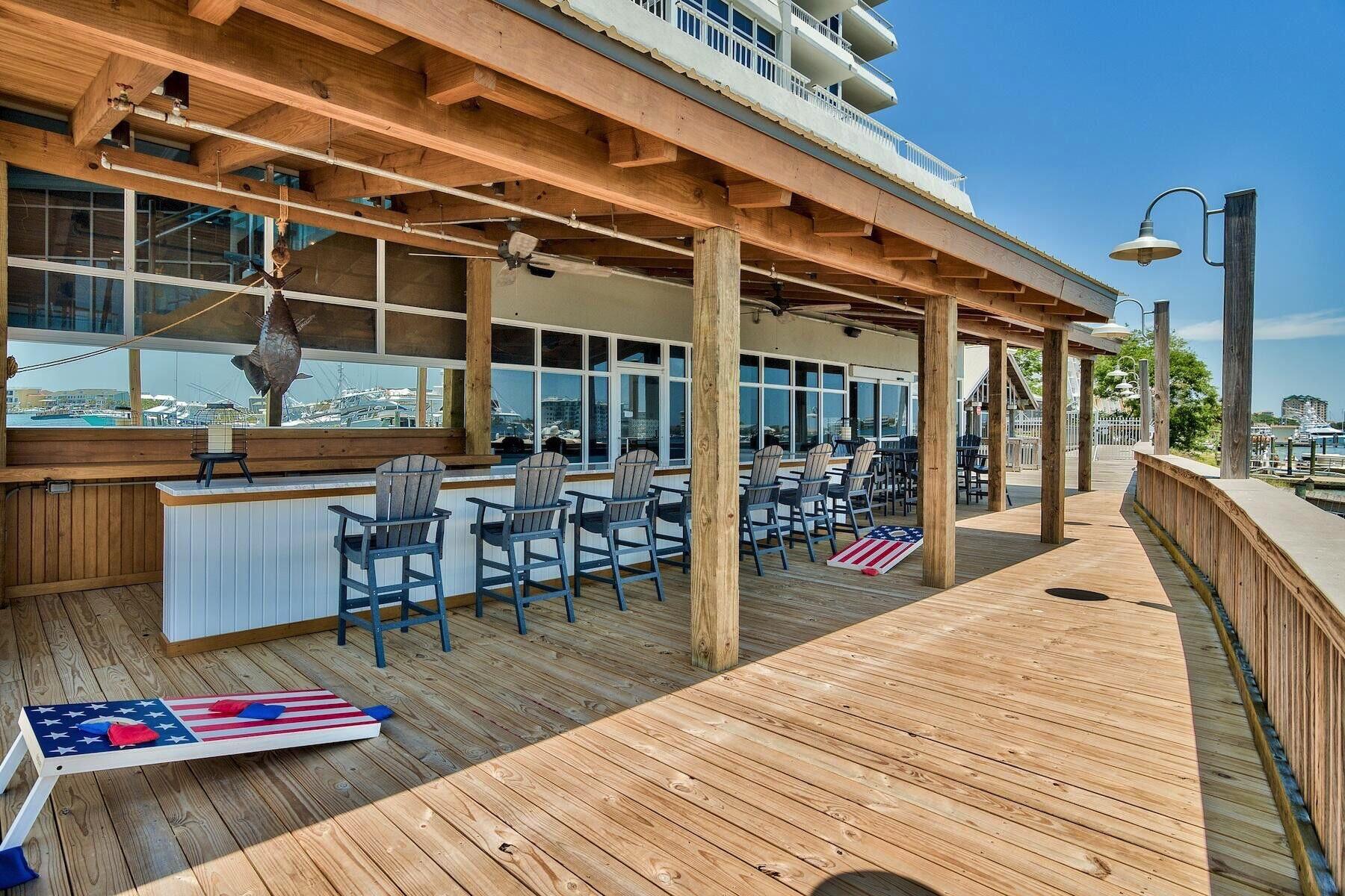 DESTIN YACHT CLUB - Residential