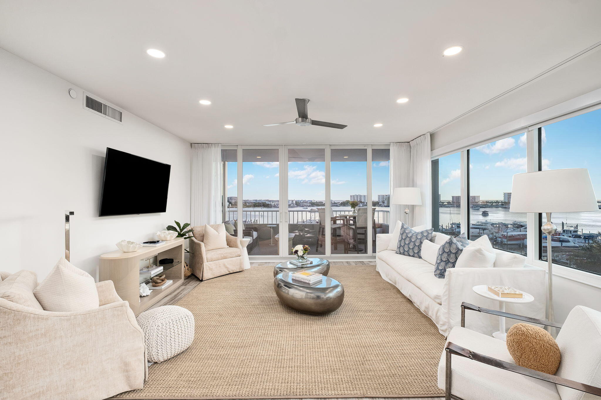 DESTIN YACHT CLUB - Residential