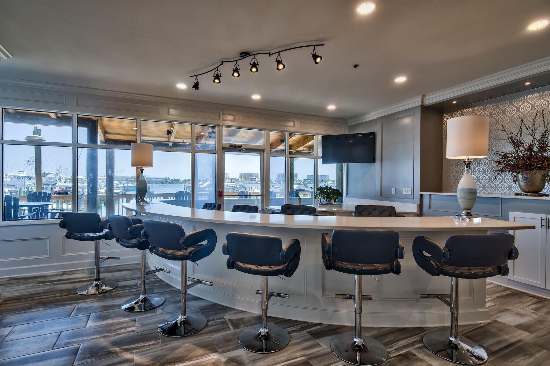 DESTIN YACHT CLUB - Residential