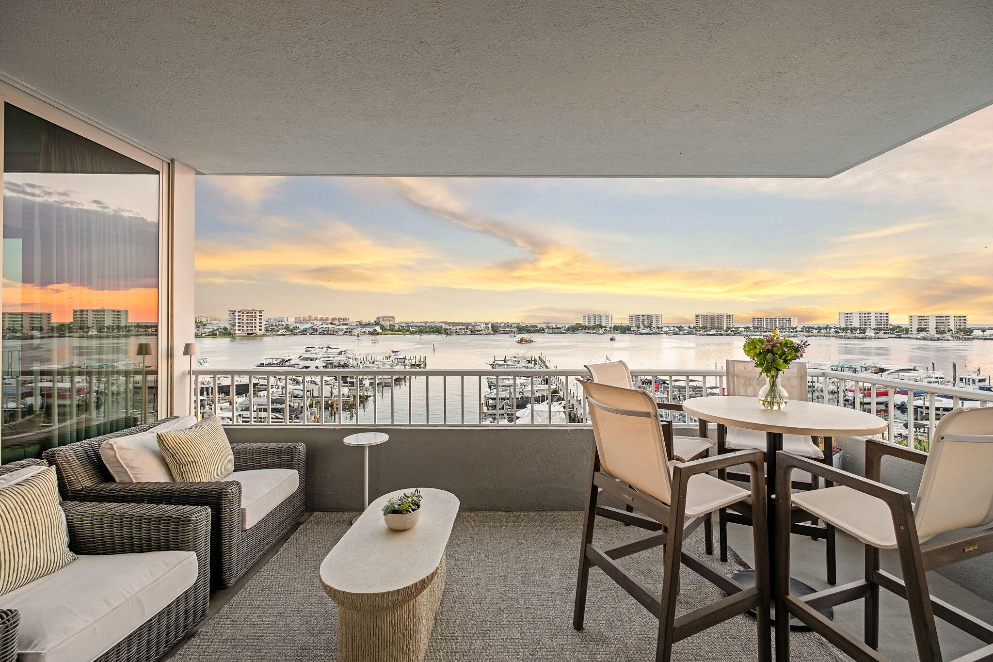 DESTIN YACHT CLUB - Residential