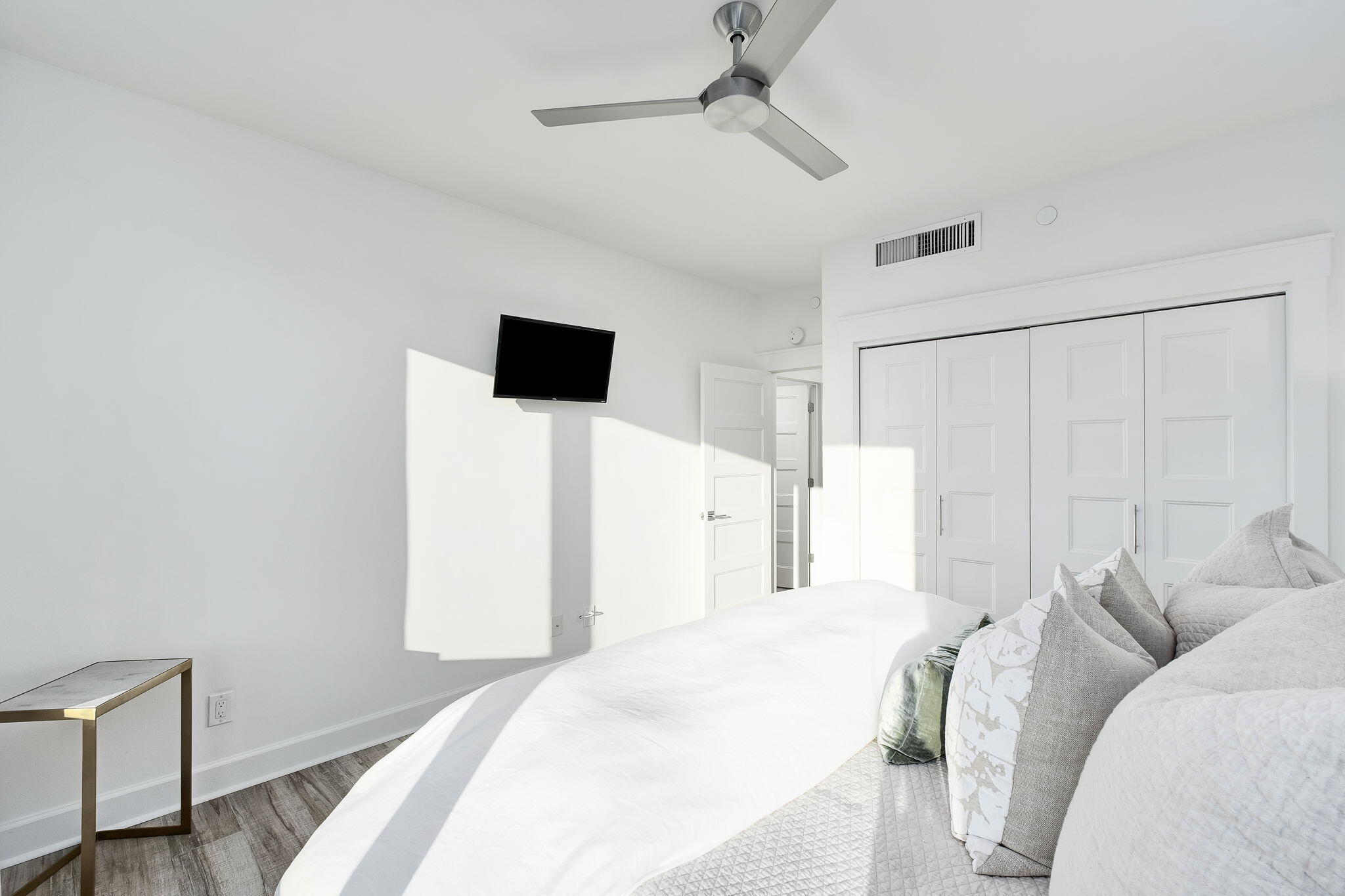 DESTIN YACHT CLUB - Residential