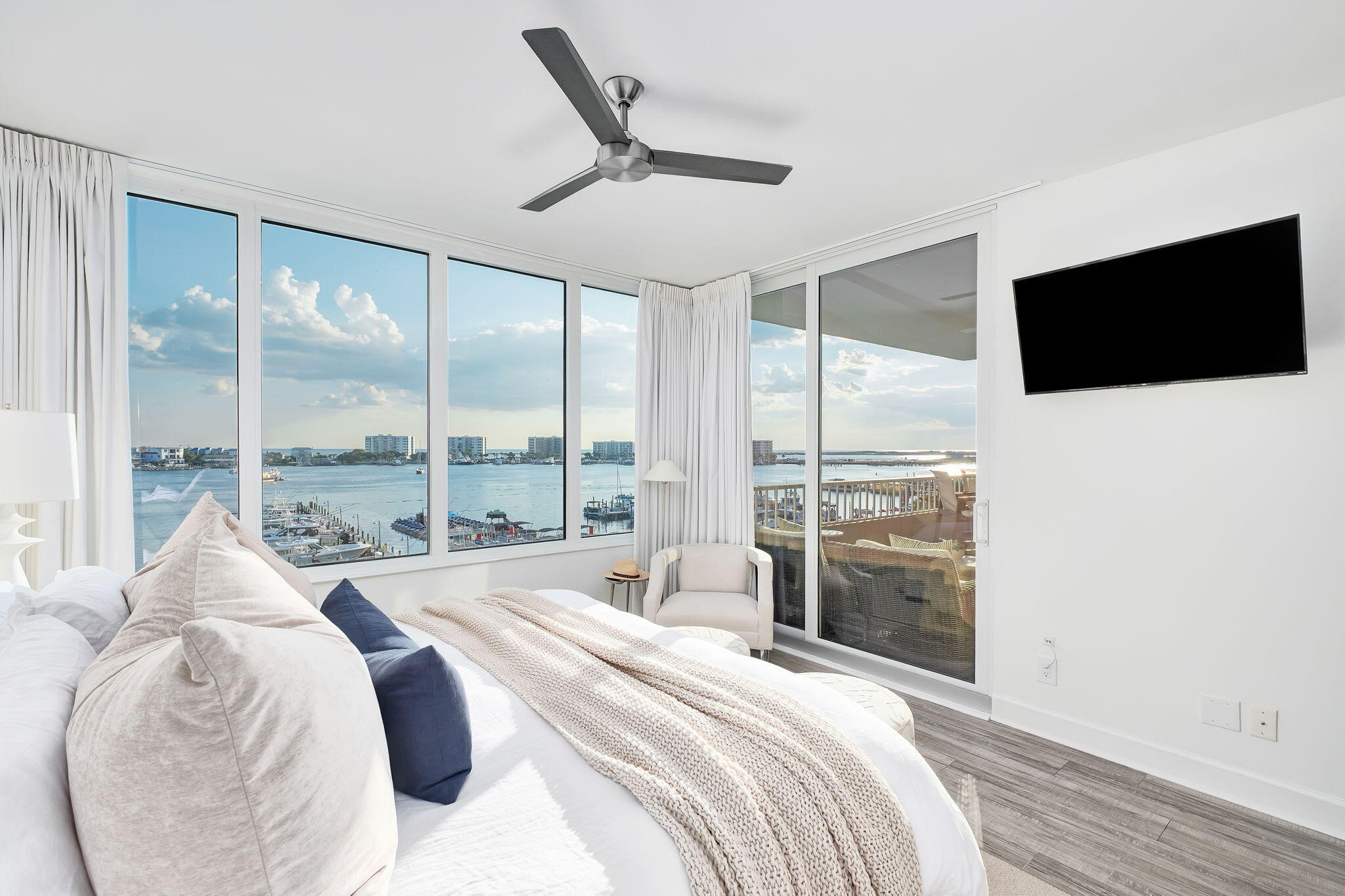 DESTIN YACHT CLUB - Residential