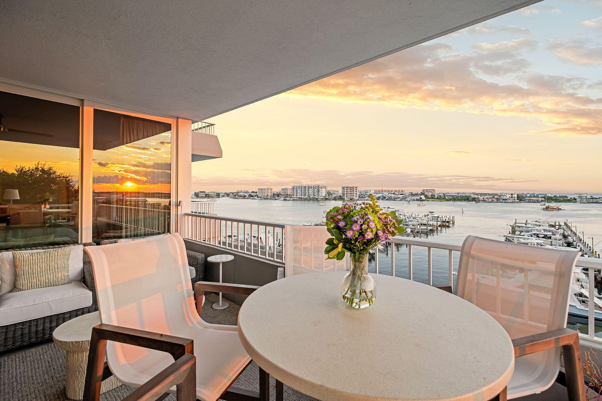 DESTIN YACHT CLUB - Residential