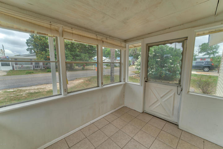 LAGUNA BEACH - Residential