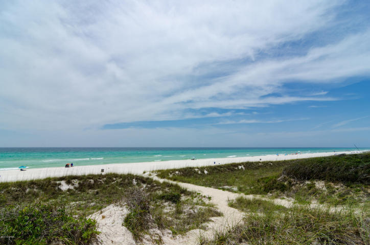 LAGUNA BEACH - Residential