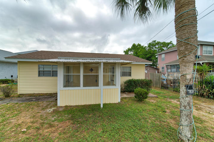 LAGUNA BEACH - Residential