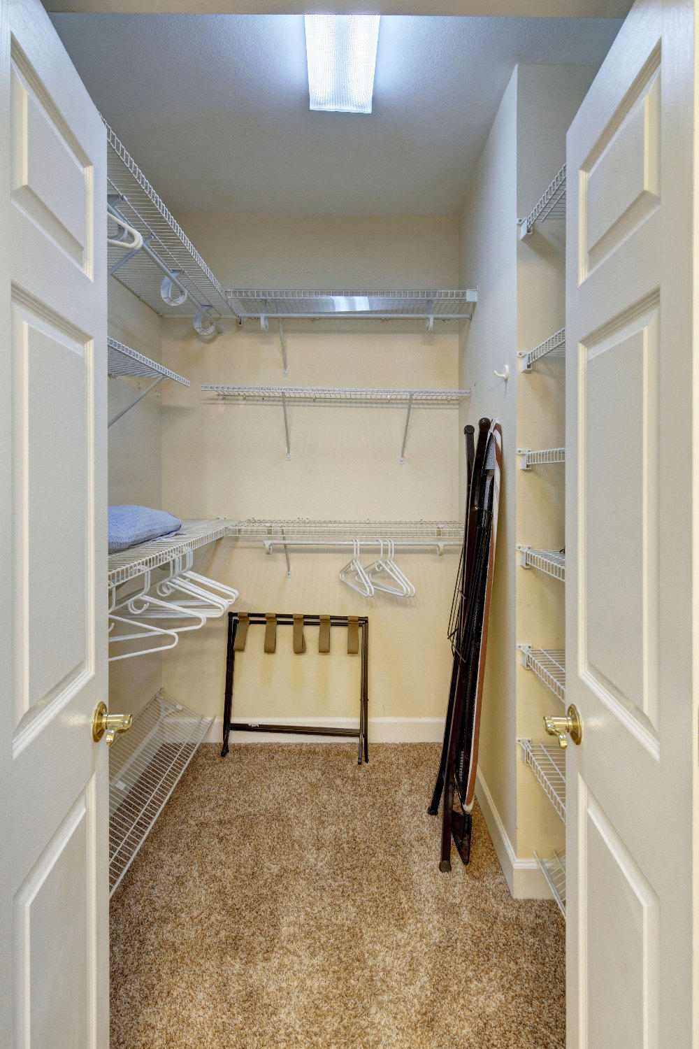 PAVILION PALMS - Residential