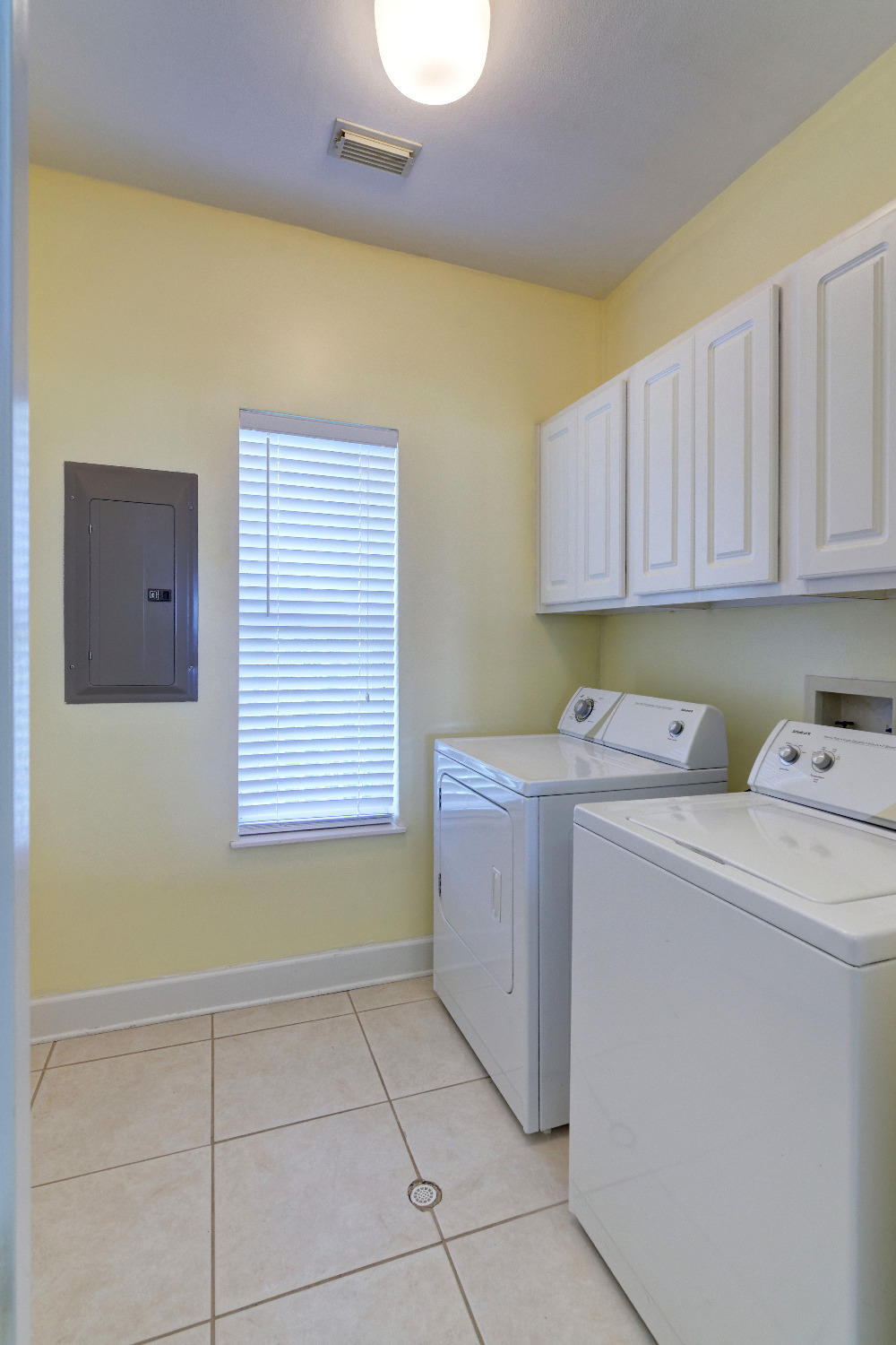 PAVILION PALMS - Residential