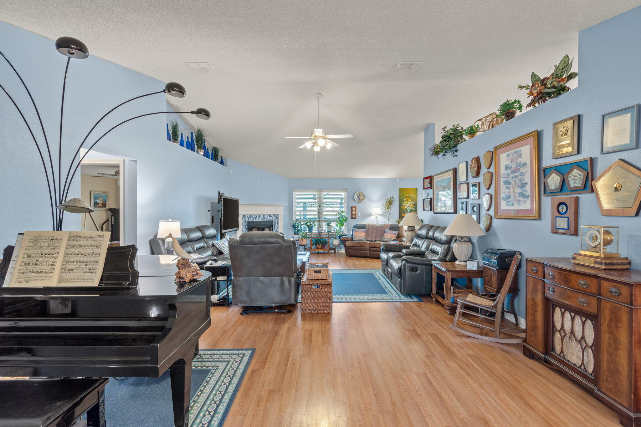 HAMPTON RIDGE ESTATES - Residential