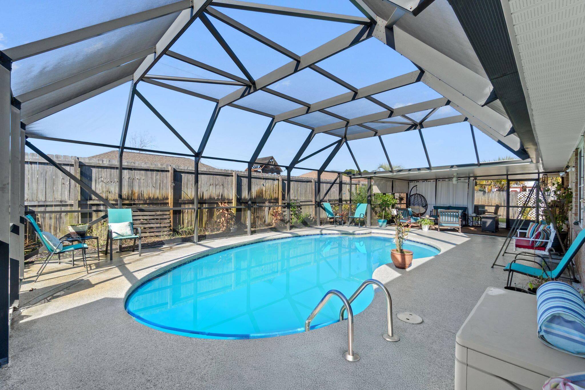 HAMPTON RIDGE ESTATES - Residential