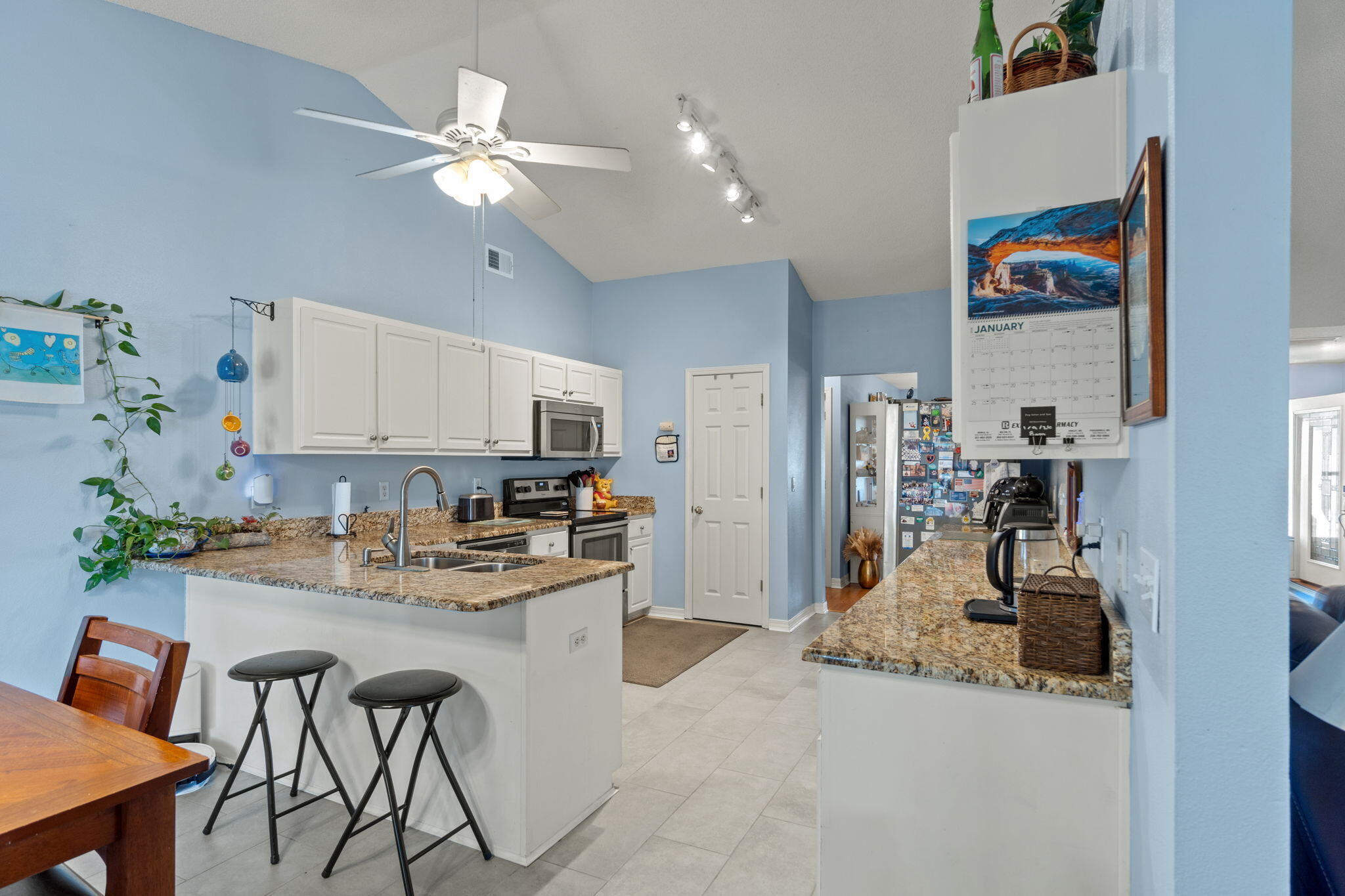 HAMPTON RIDGE ESTATES - Residential