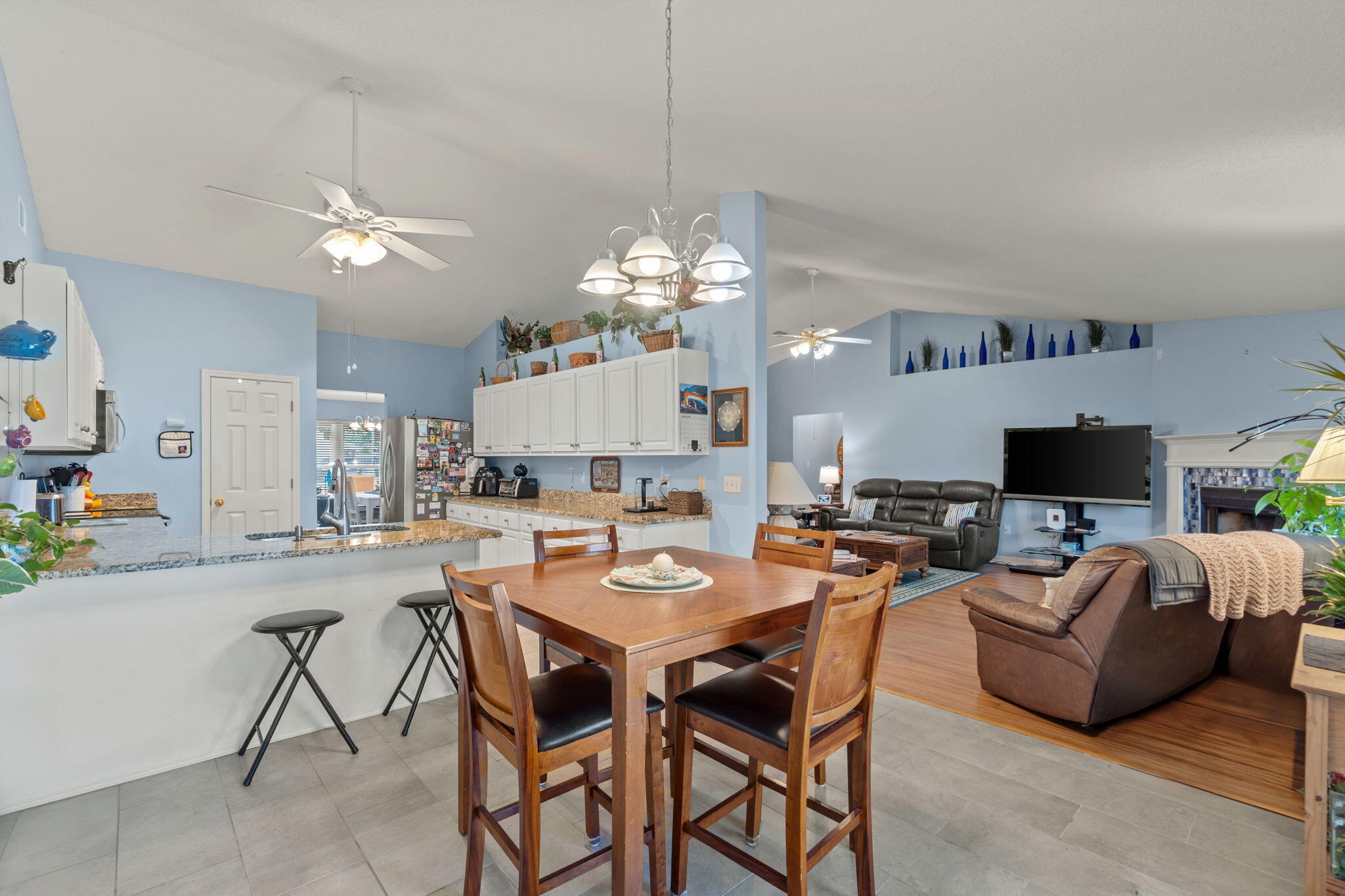 HAMPTON RIDGE ESTATES - Residential