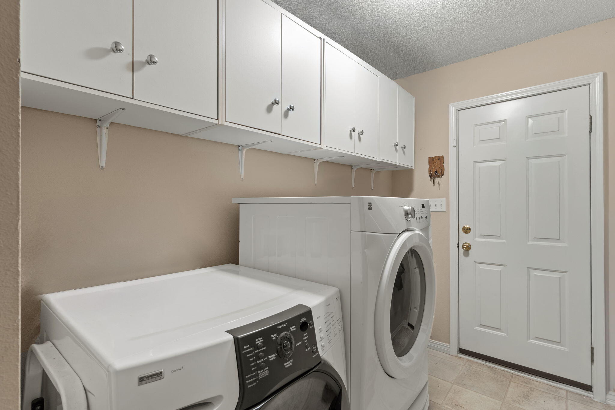 HAMPTON RIDGE ESTATES - Residential