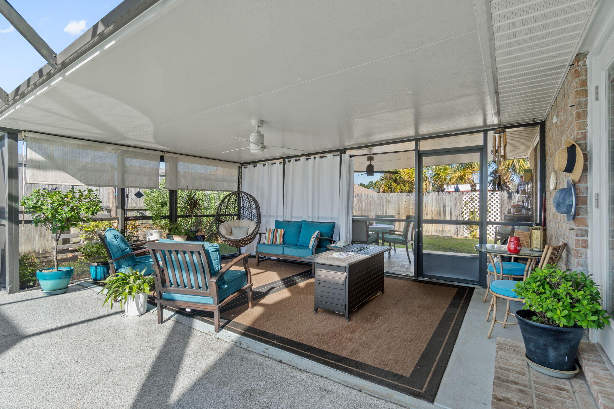 HAMPTON RIDGE ESTATES - Residential