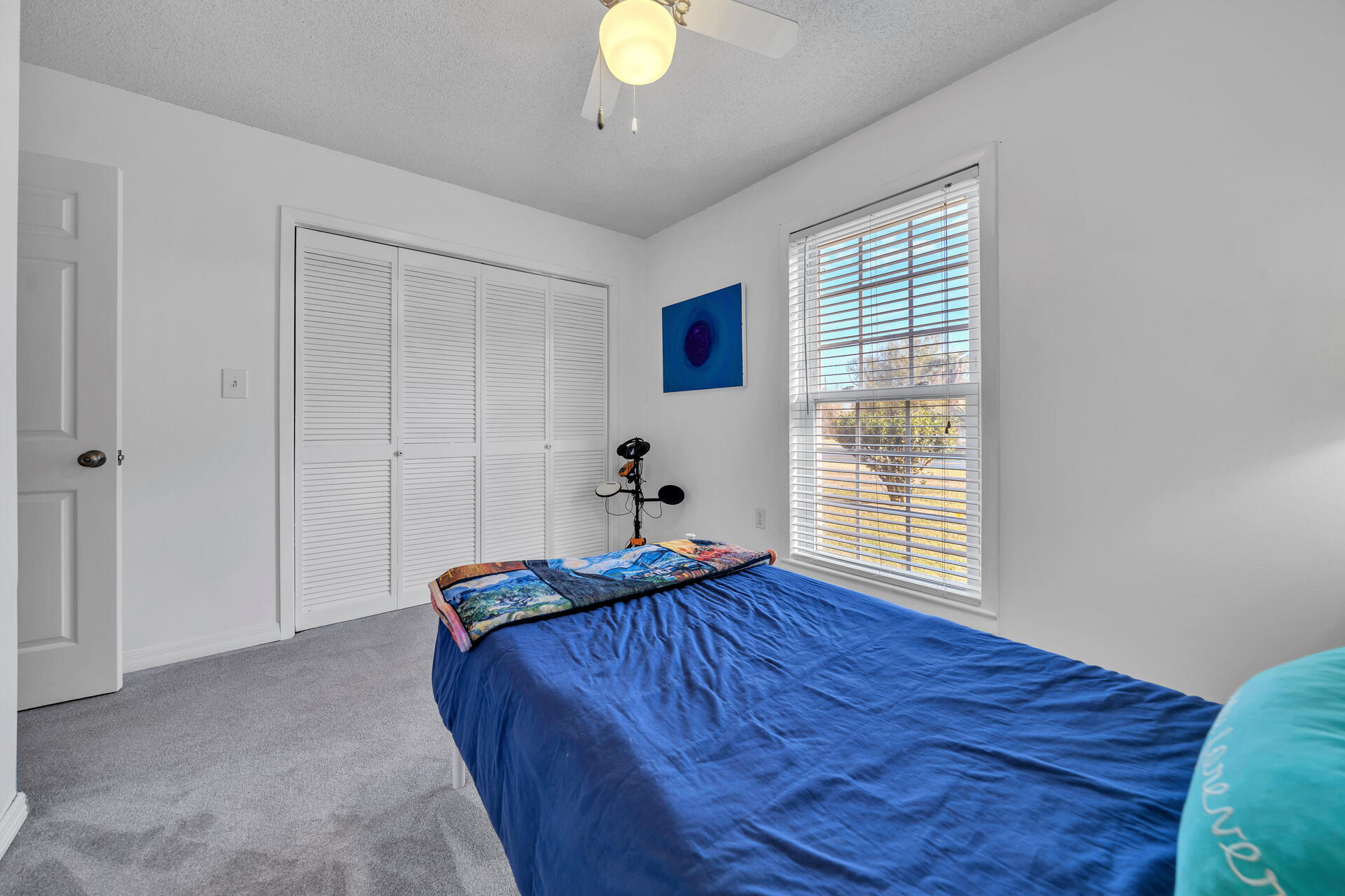 LAKE LORRAINE ESTATES - Residential