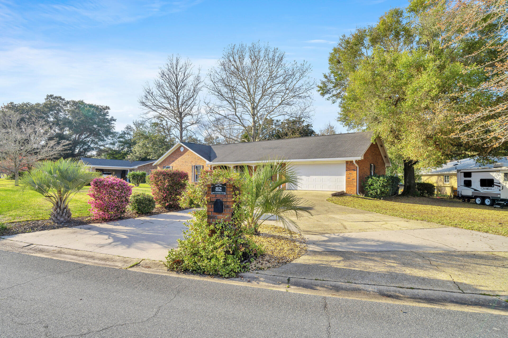 LAKE LORRAINE ESTATES - Residential