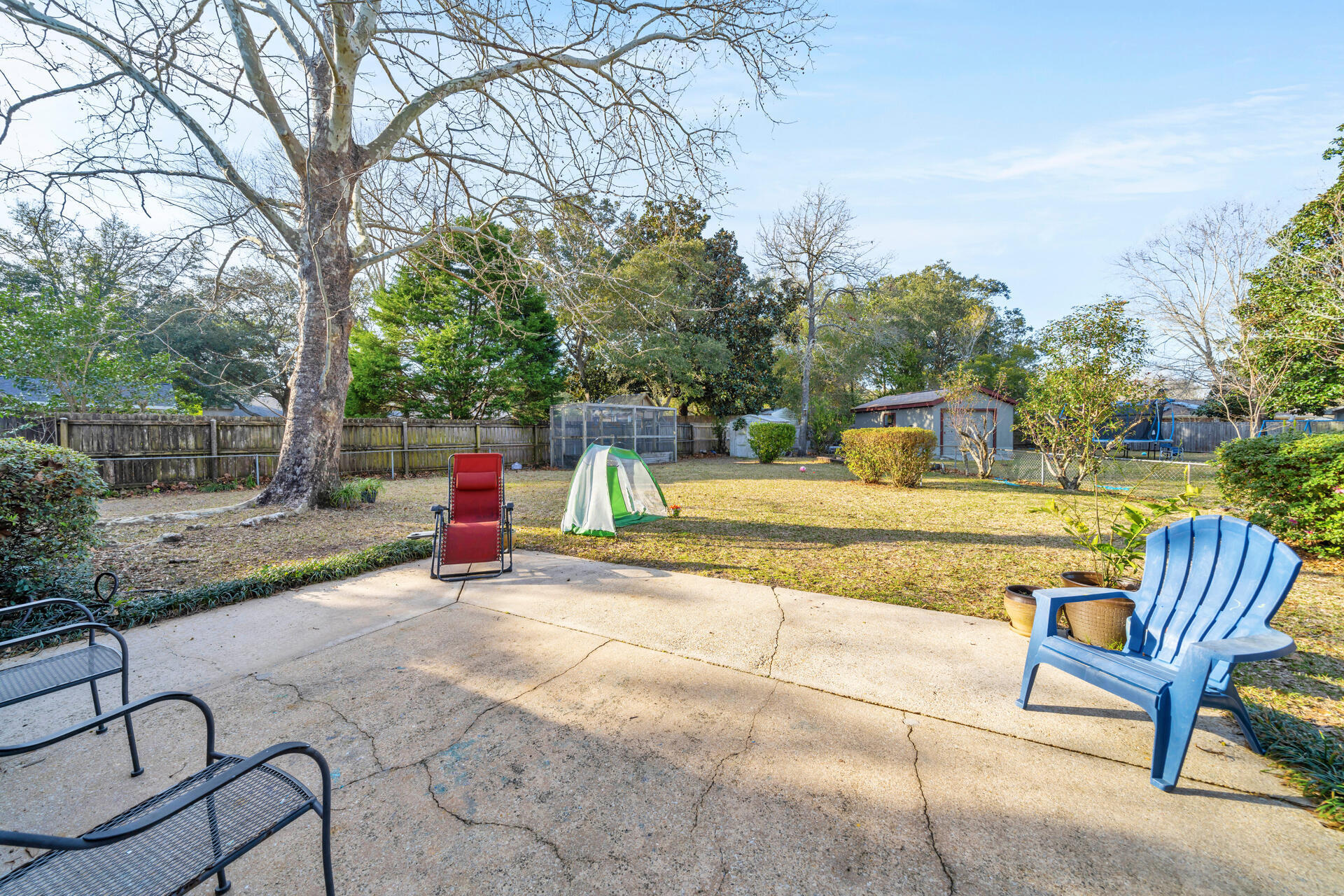 LAKE LORRAINE ESTATES - Residential