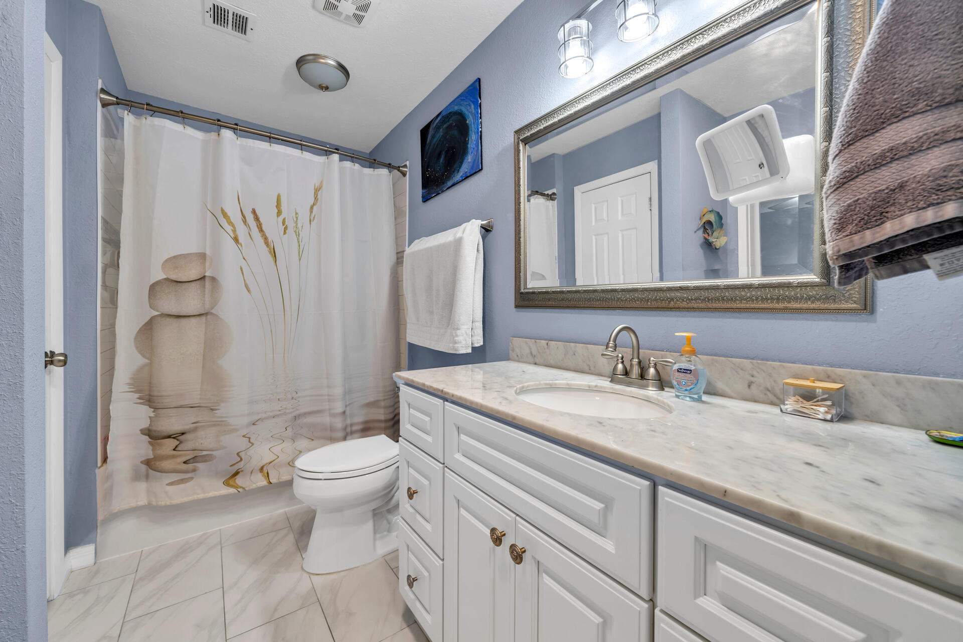 LAKE LORRAINE ESTATES - Residential