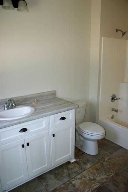 HIDDEN LAGOON - Residential