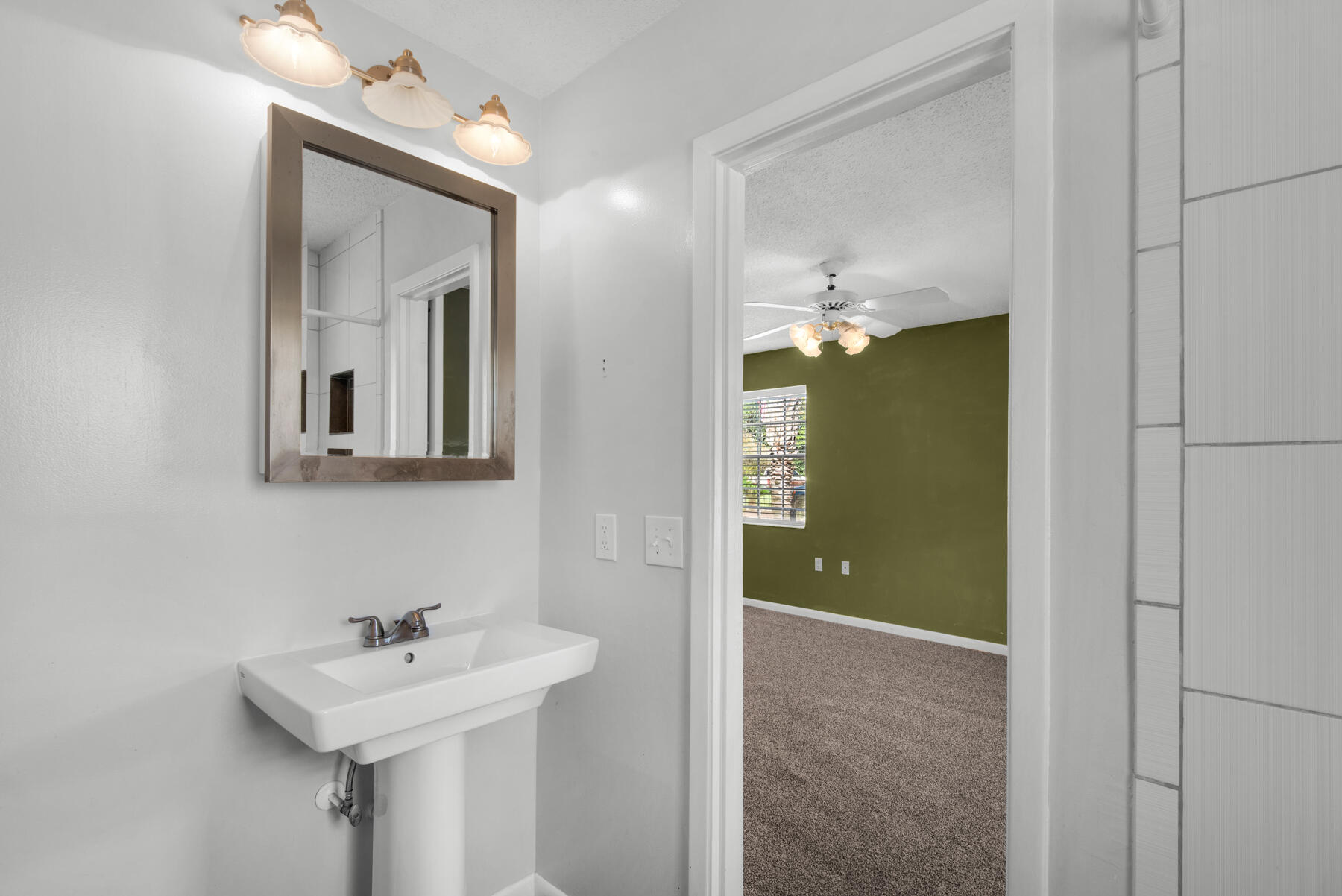 PALM ESTATES UNIT 1 - Residential