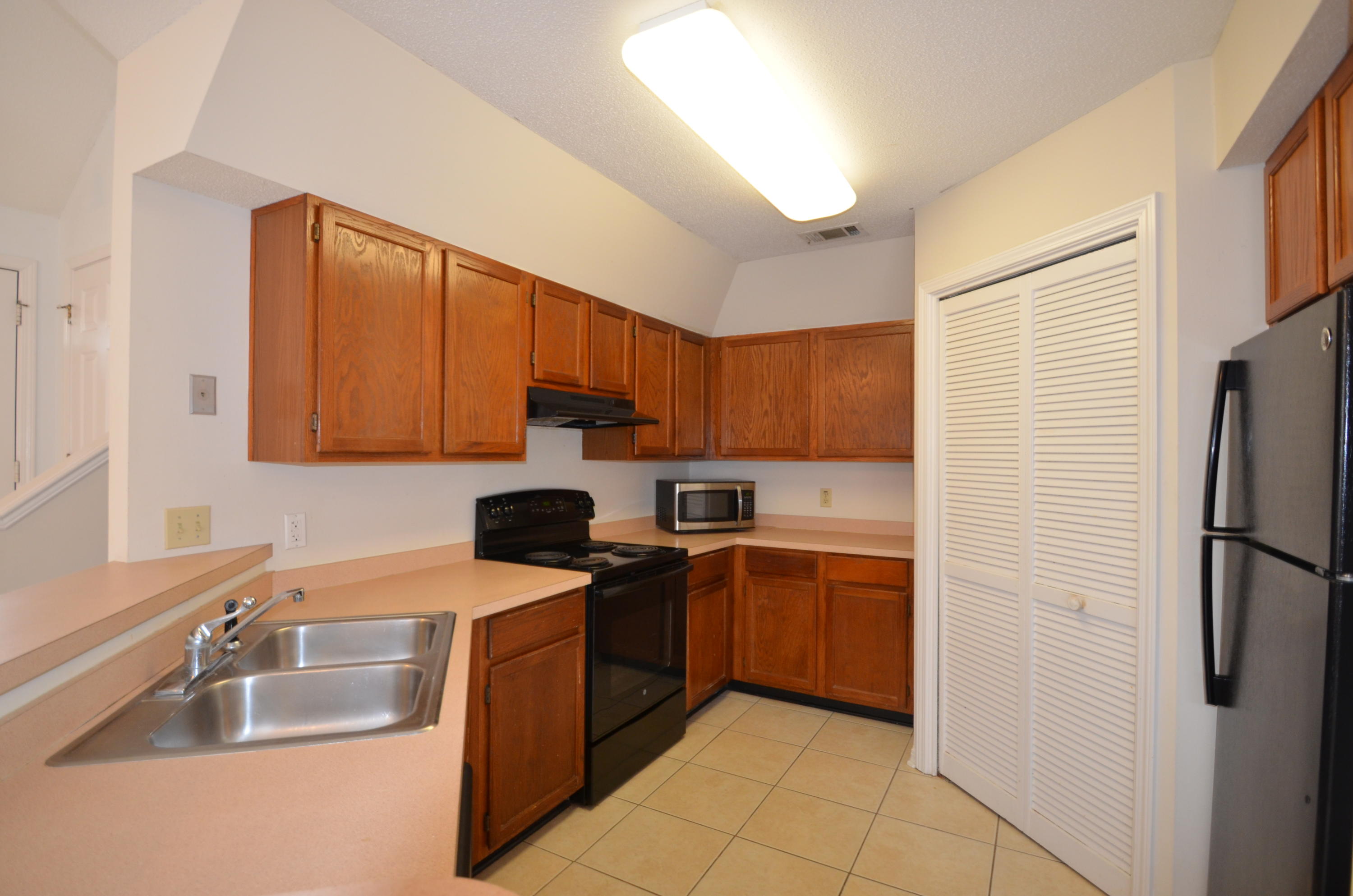 CROSSWINDS 1ST ADDN - Residential Lease