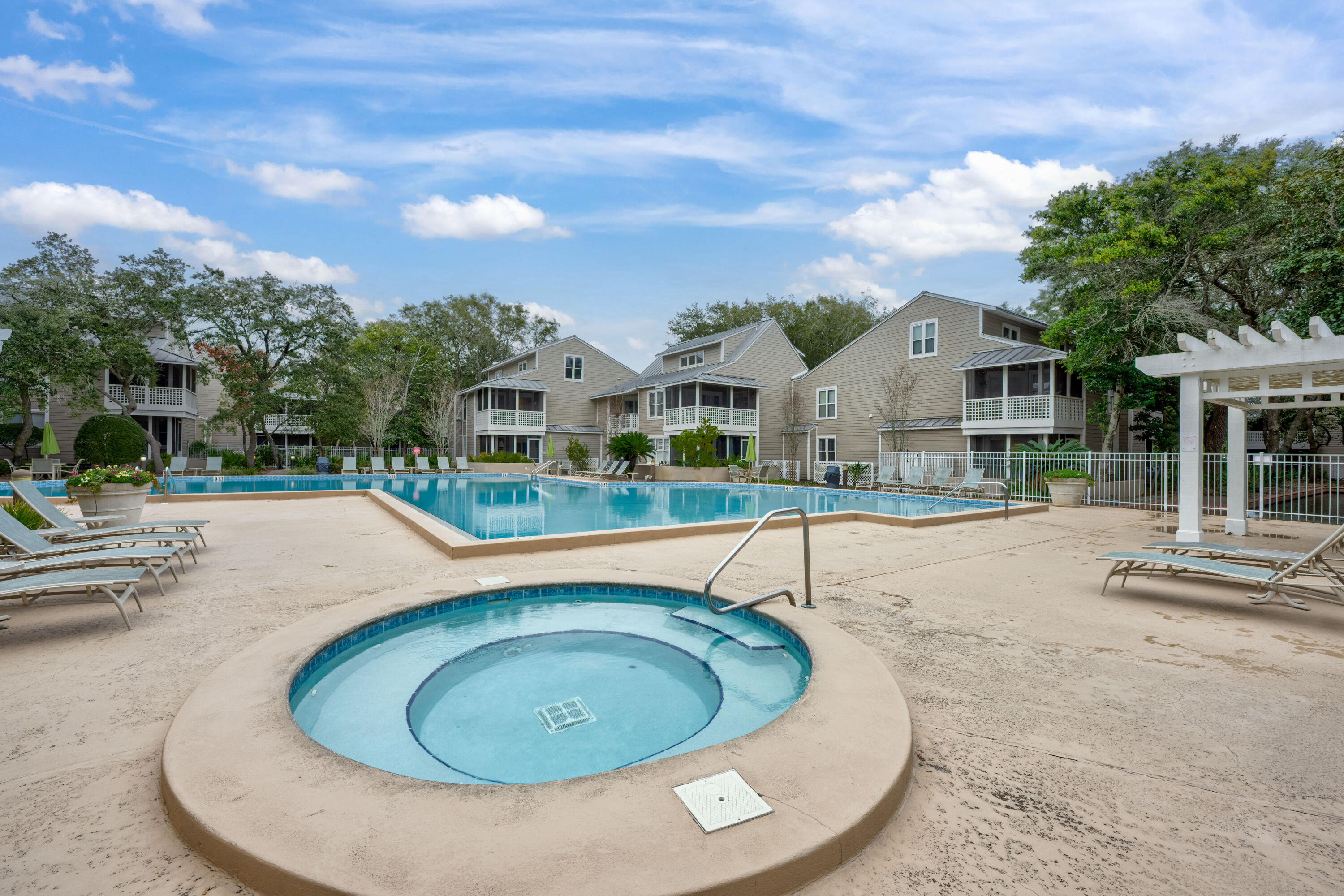 HIDDEN DUNES BEACH COTTAGES 1 - Residential