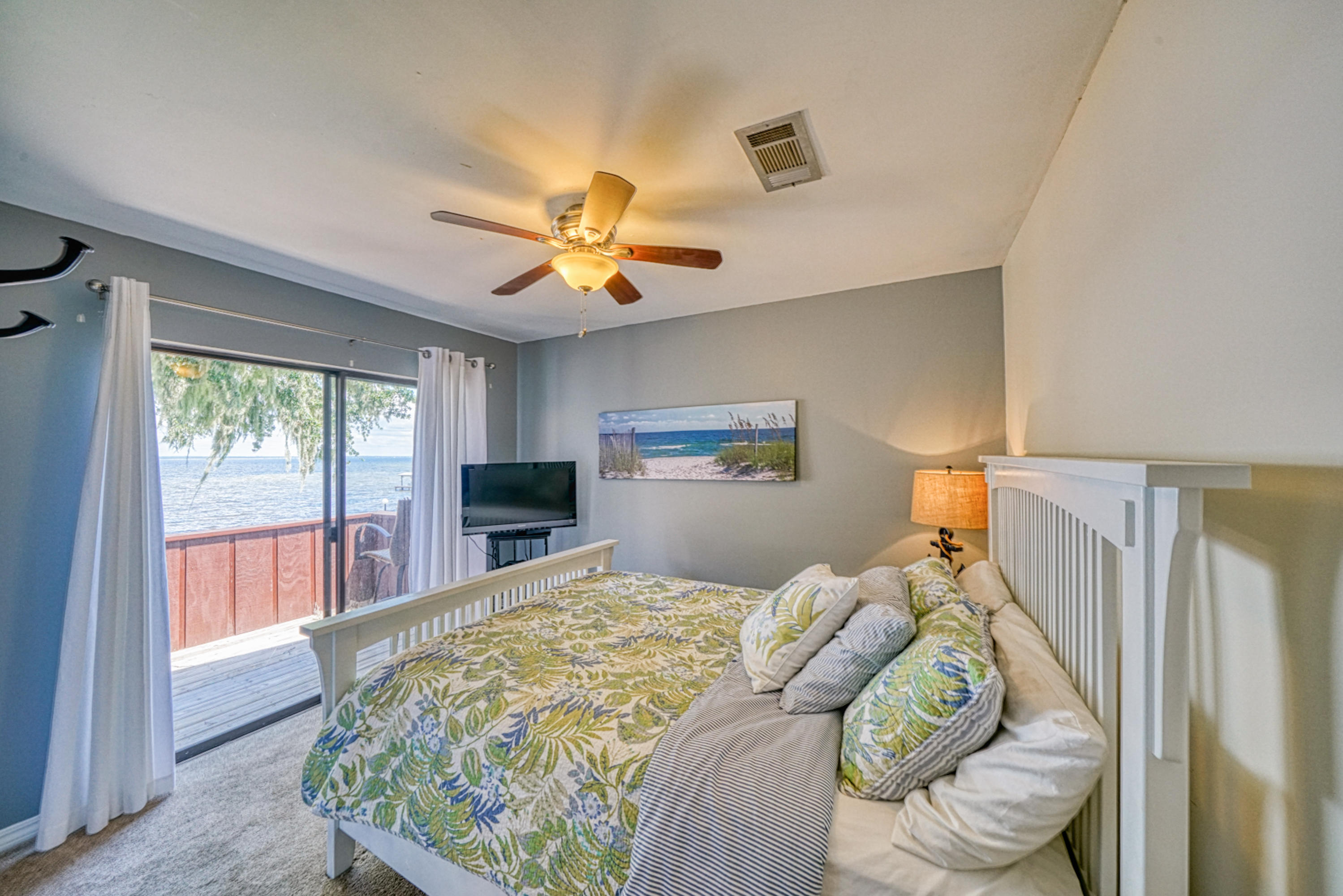 MOSSEY COVE TOWNHOMES - Residential