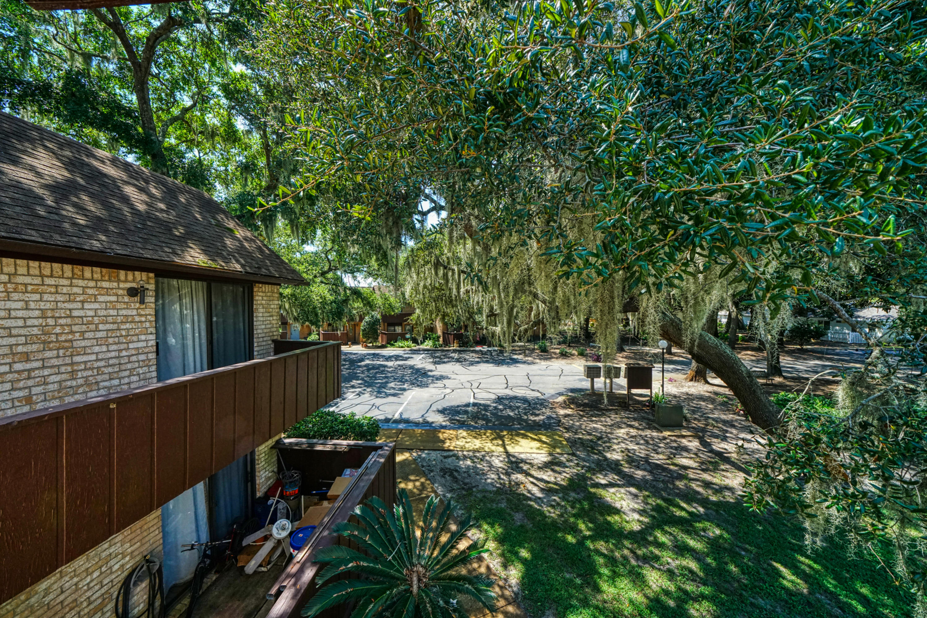 MOSSEY COVE TOWNHOMES - Residential