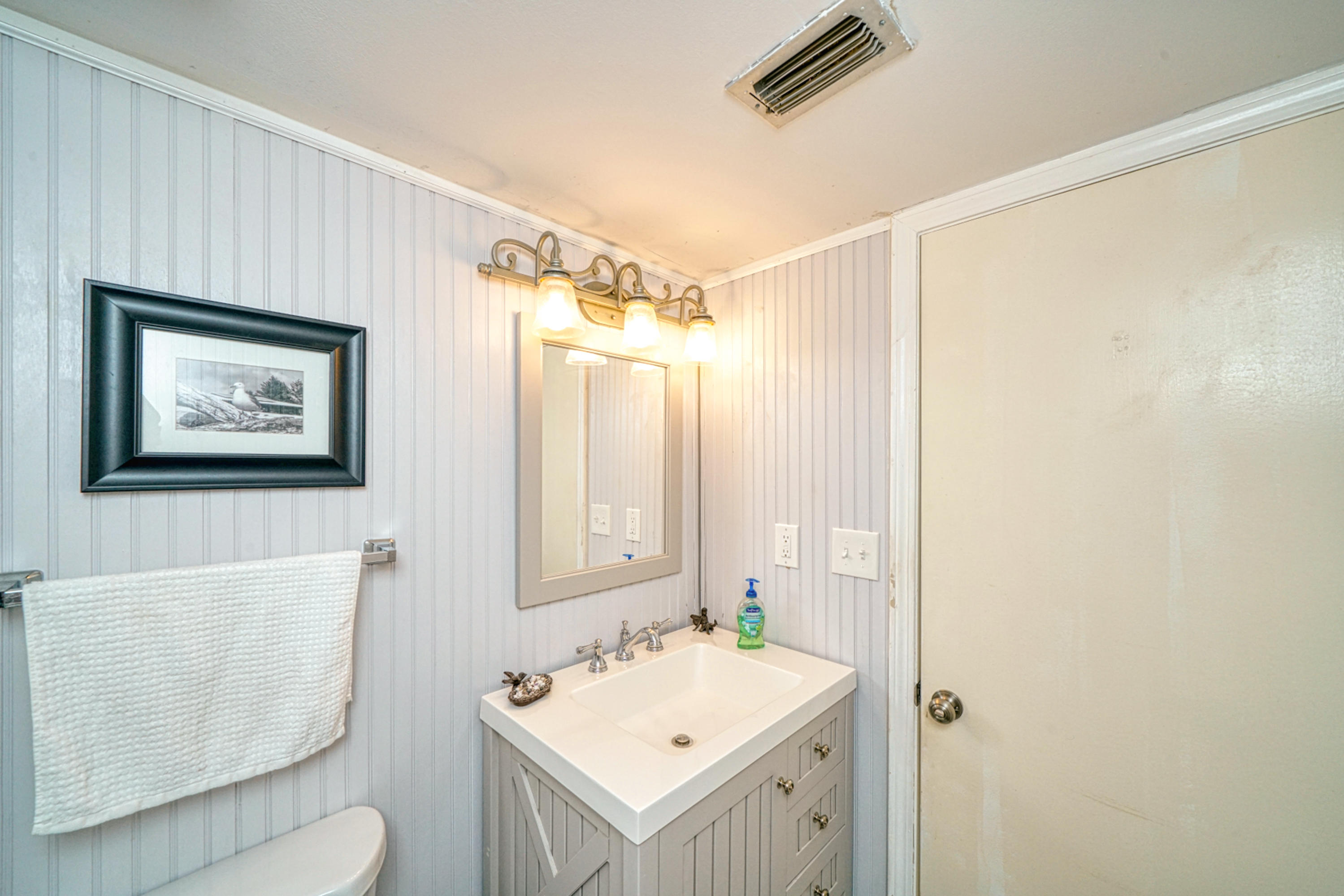 MOSSEY COVE TOWNHOMES - Residential