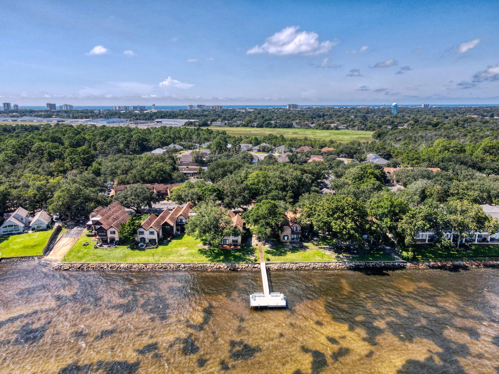 MOSSEY COVE TOWNHOMES - Residential