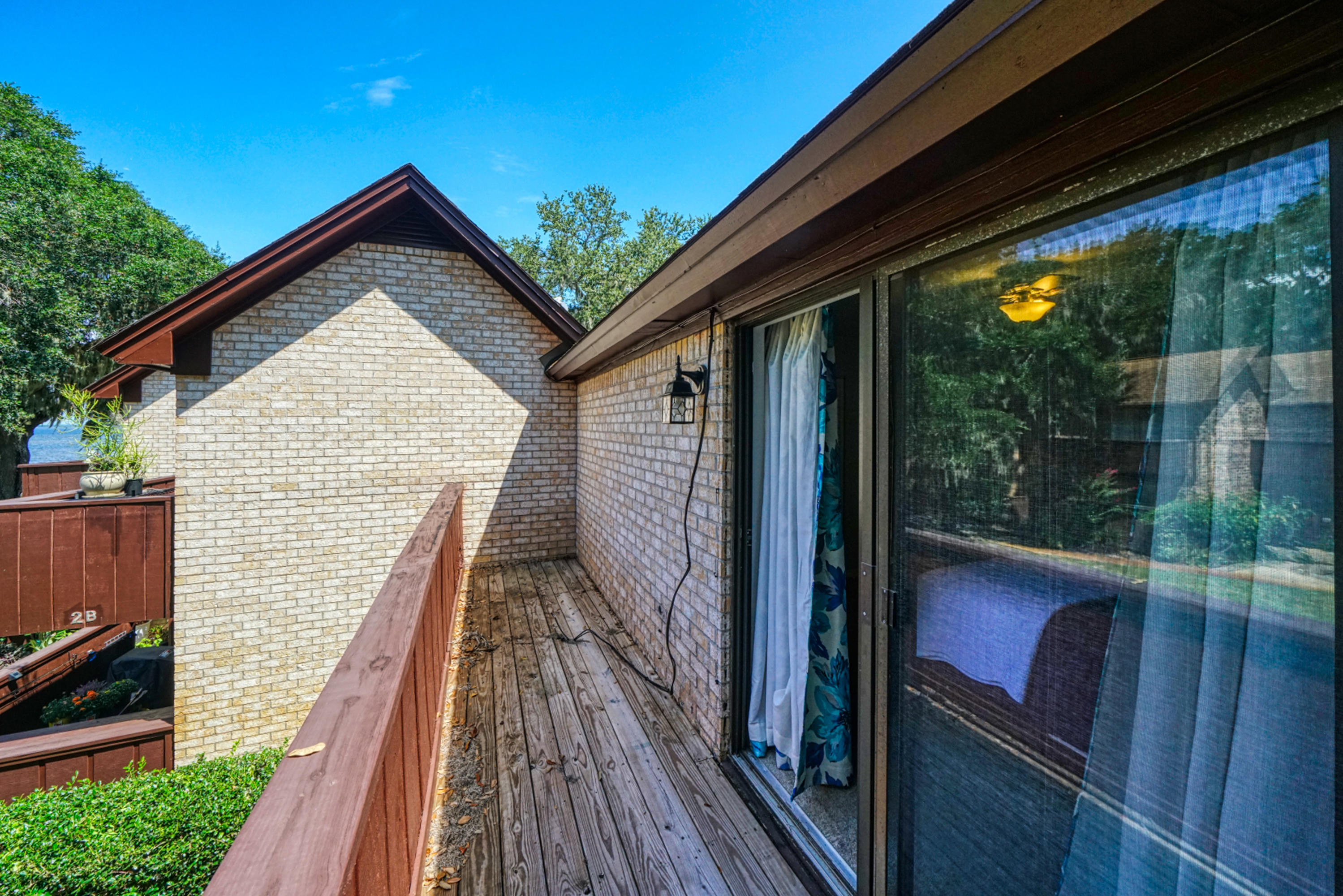 MOSSEY COVE TOWNHOMES - Residential