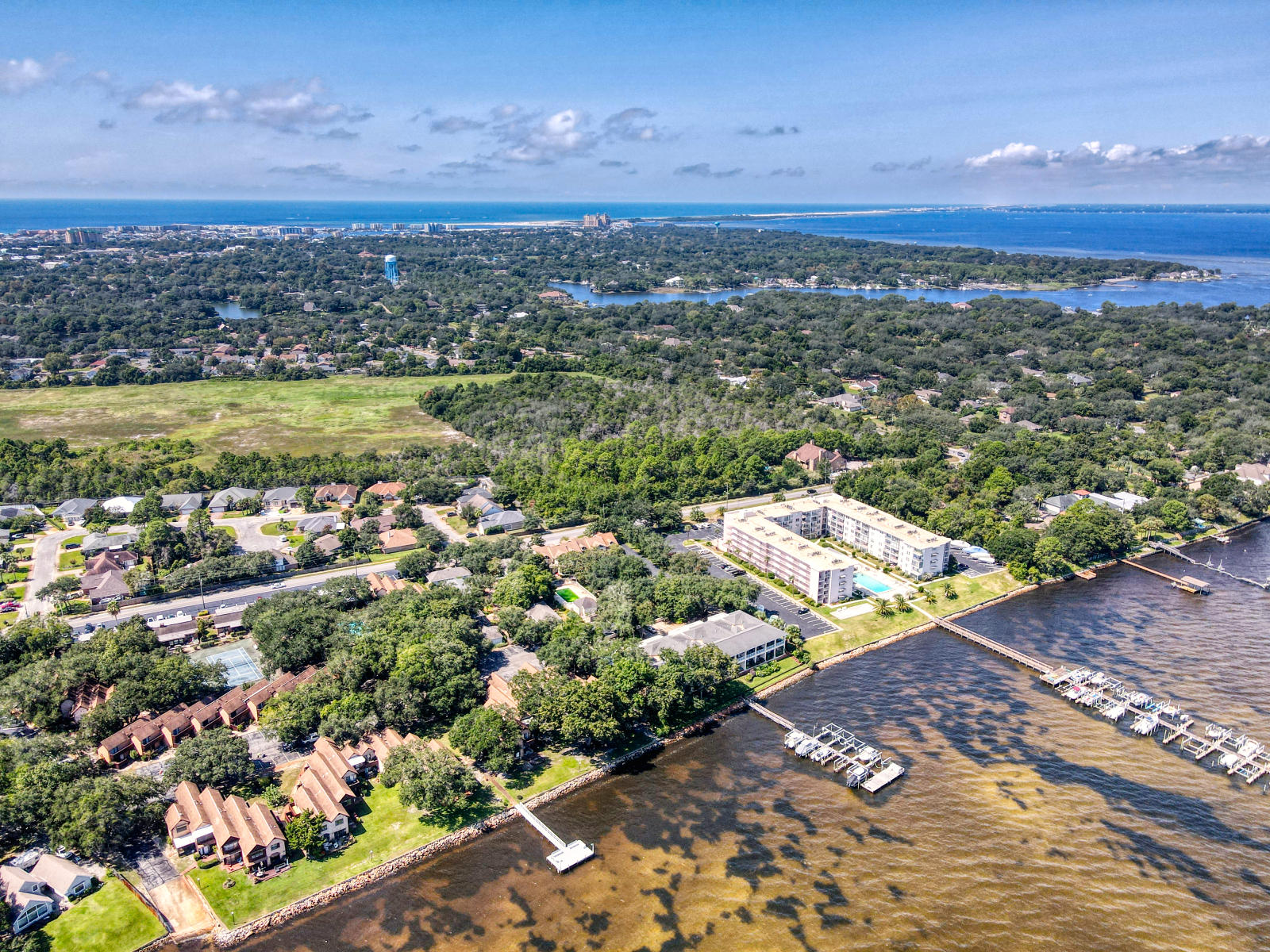 MOSSEY COVE TOWNHOMES - Residential