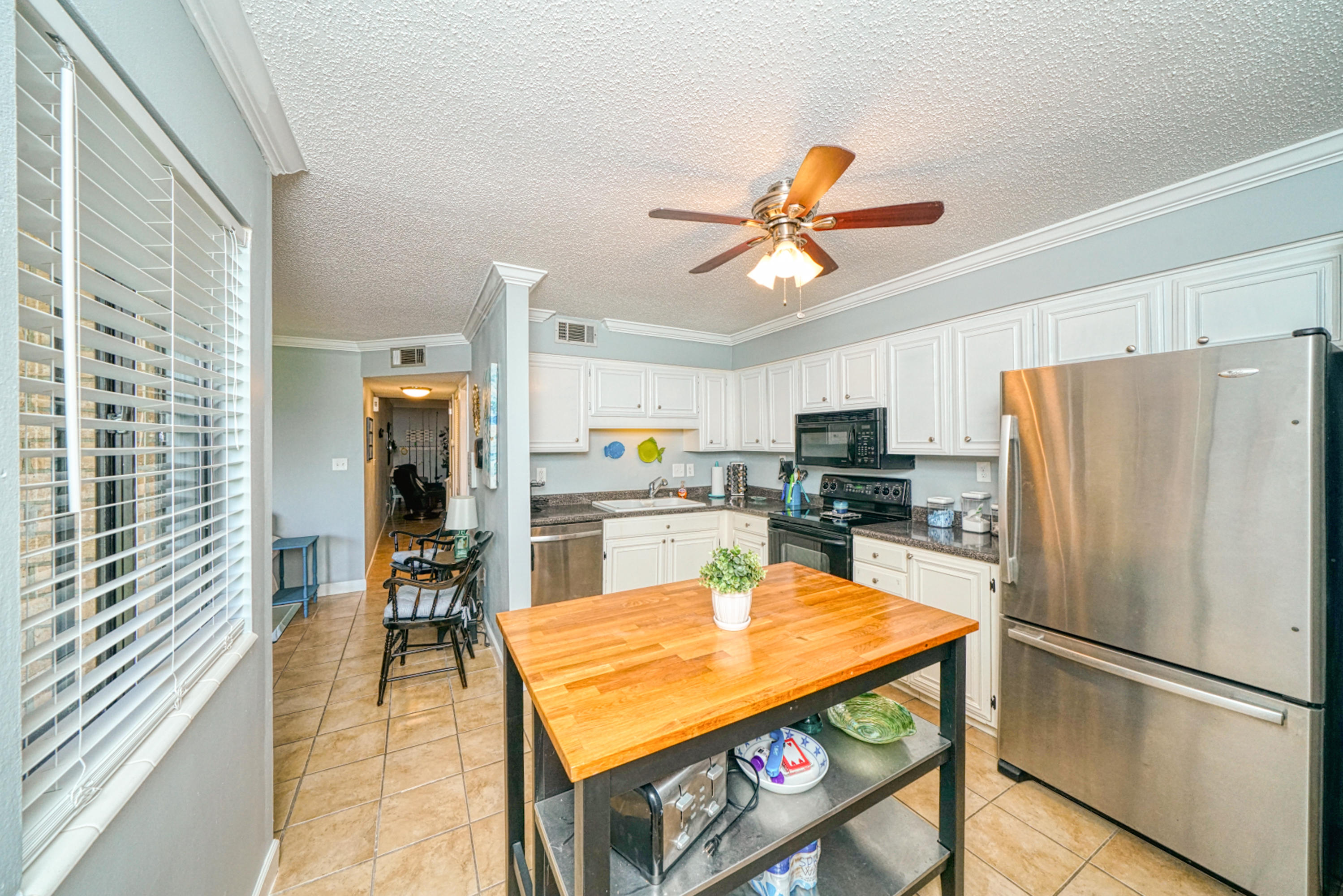 MOSSEY COVE TOWNHOMES - Residential