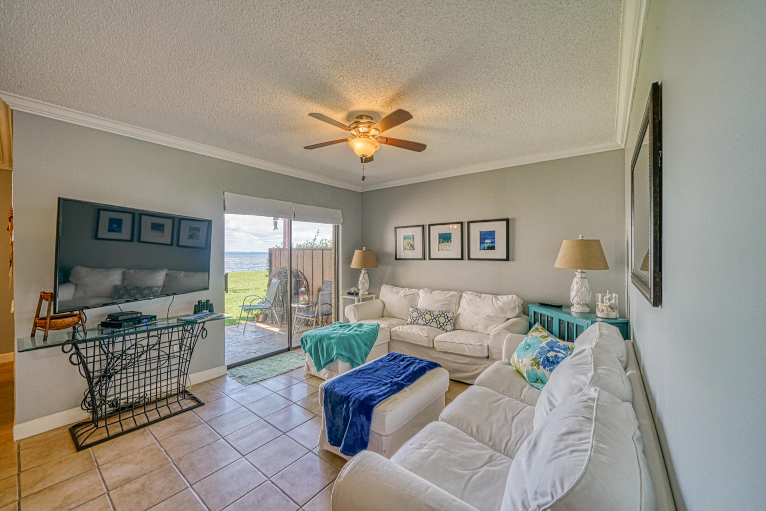 MOSSEY COVE TOWNHOMES - Residential