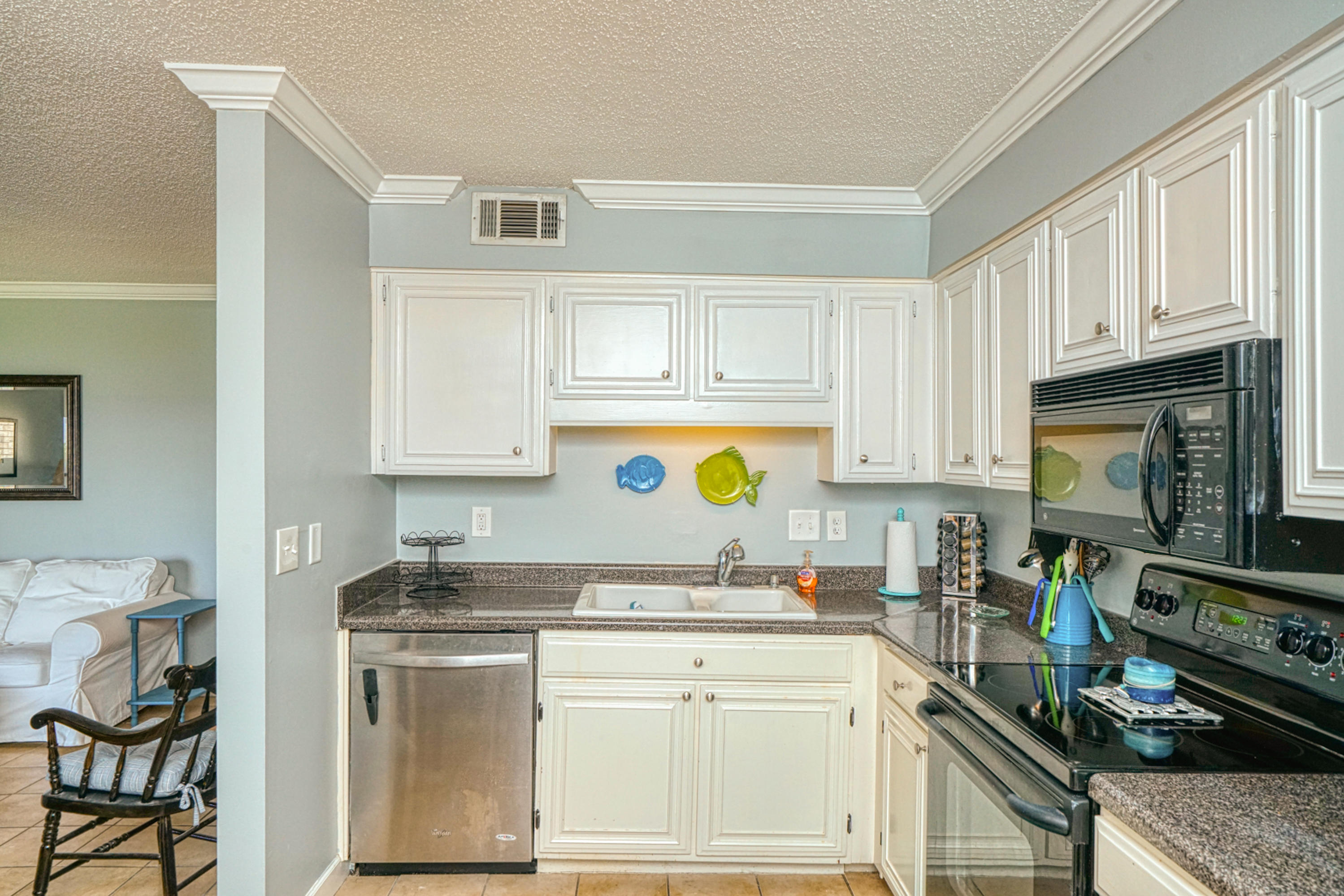 MOSSEY COVE TOWNHOMES - Residential