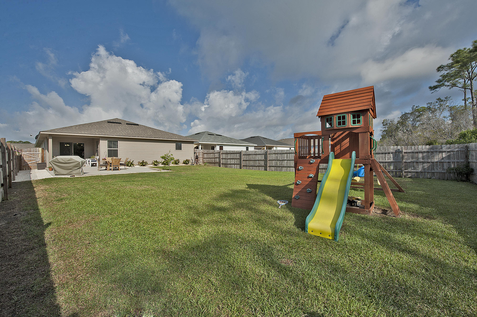 Duncan Ridge First Addition - Residential