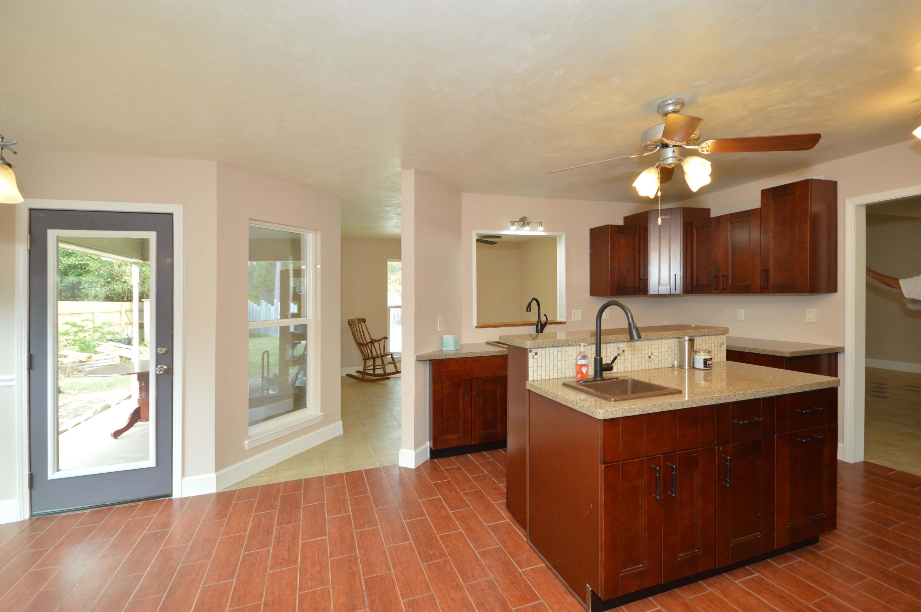 TIMBERLAKE EST 1ST - Residential