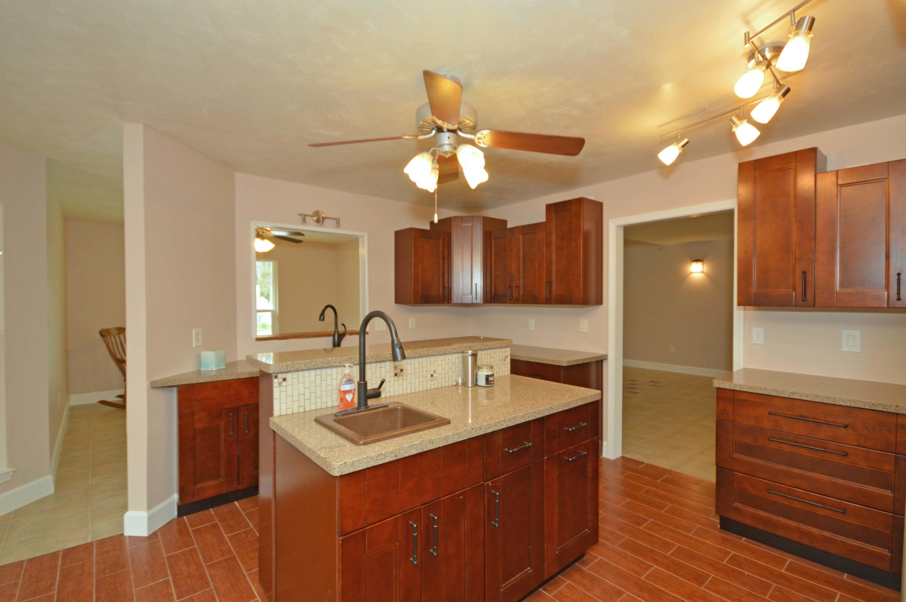 TIMBERLAKE EST 1ST - Residential