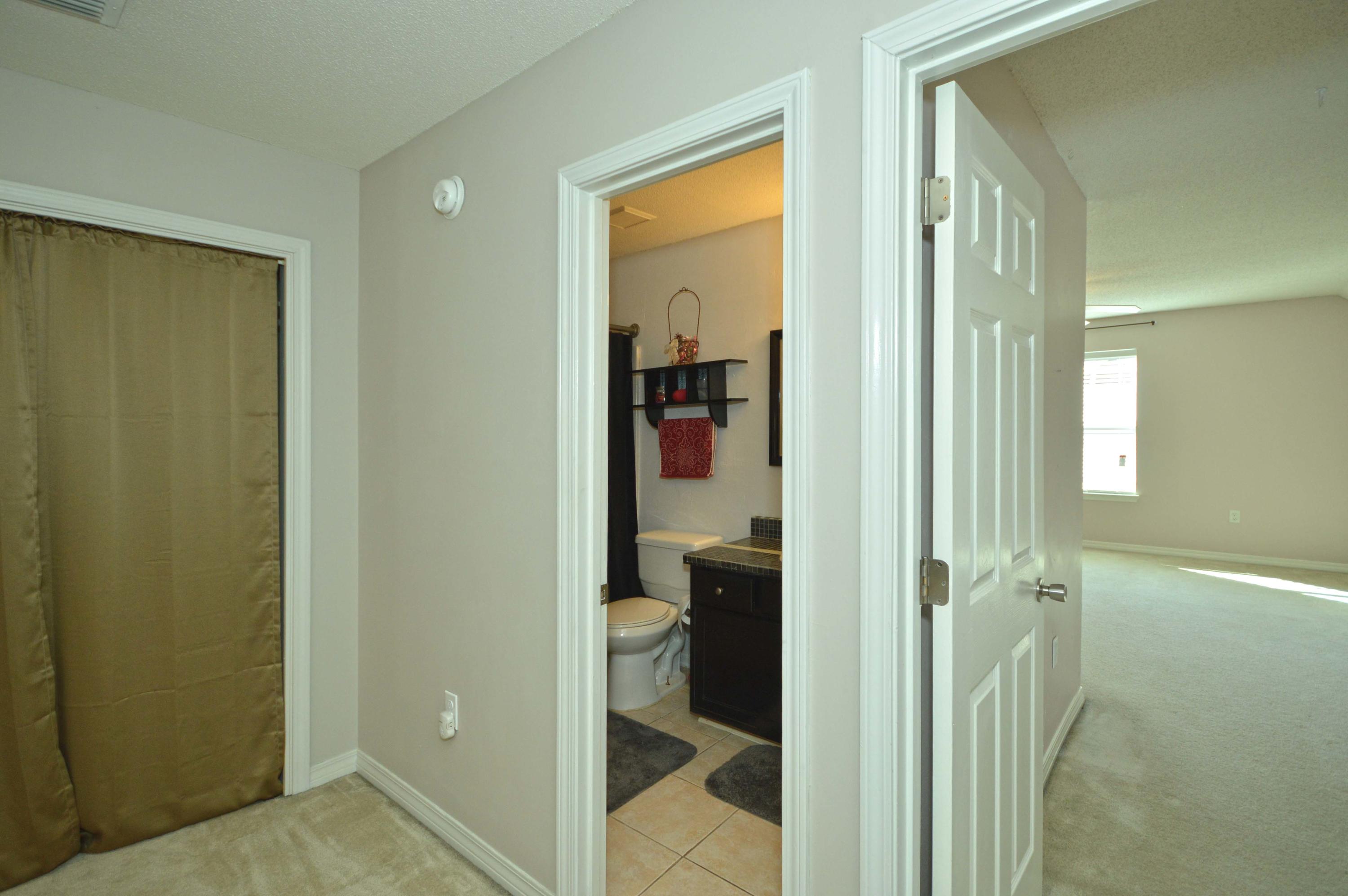 TIMBERLAKE EST 1ST - Residential