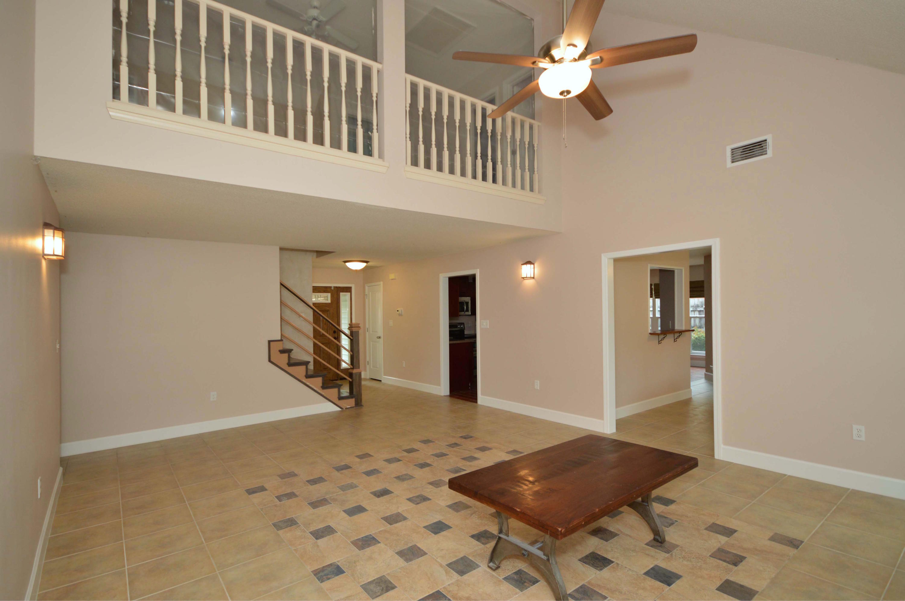 TIMBERLAKE EST 1ST - Residential